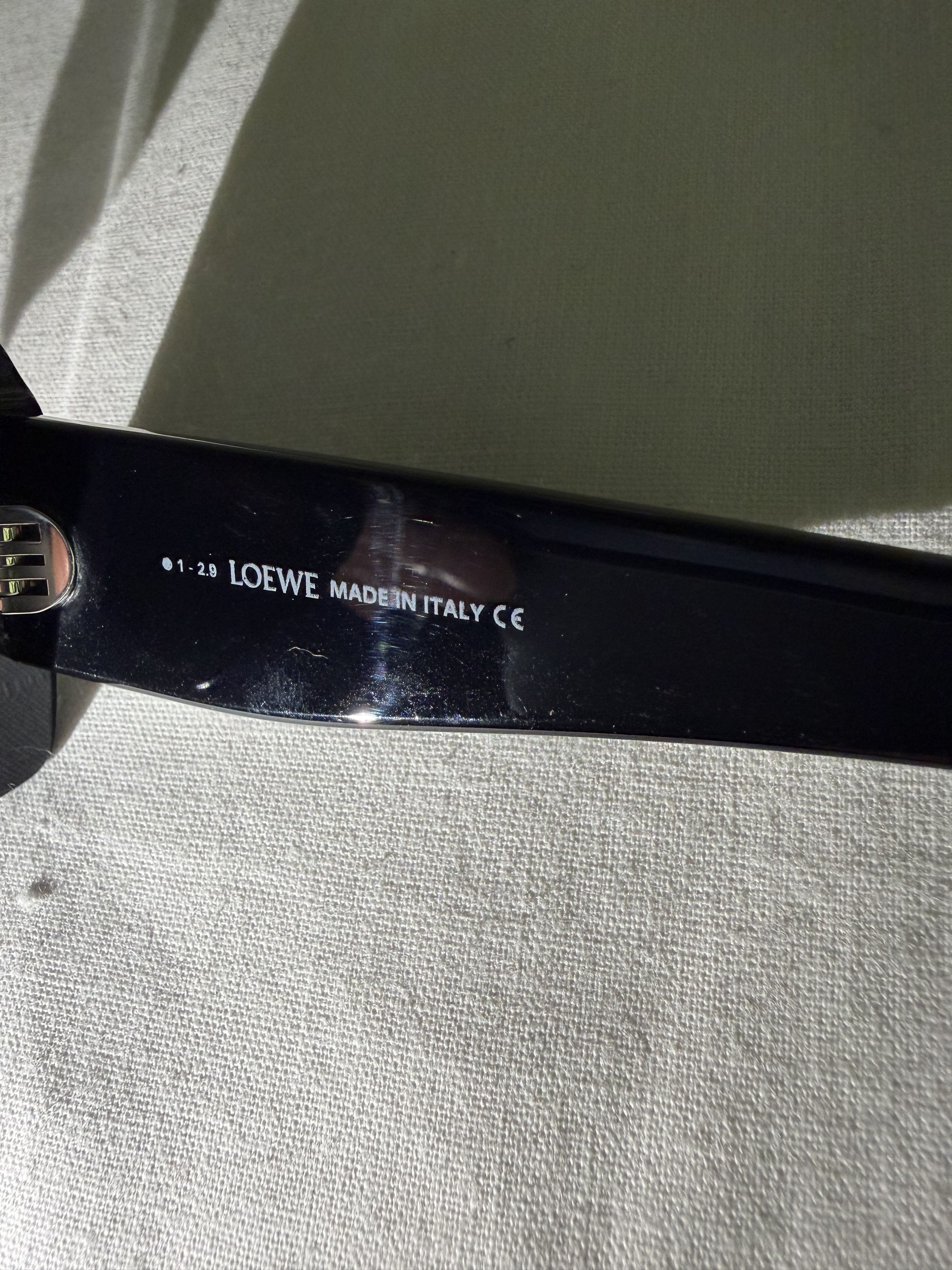 Loewe "Anagram" Rectangular Sunglasses (LW40028I) Size ONE SIZE - 11 Thumbnail