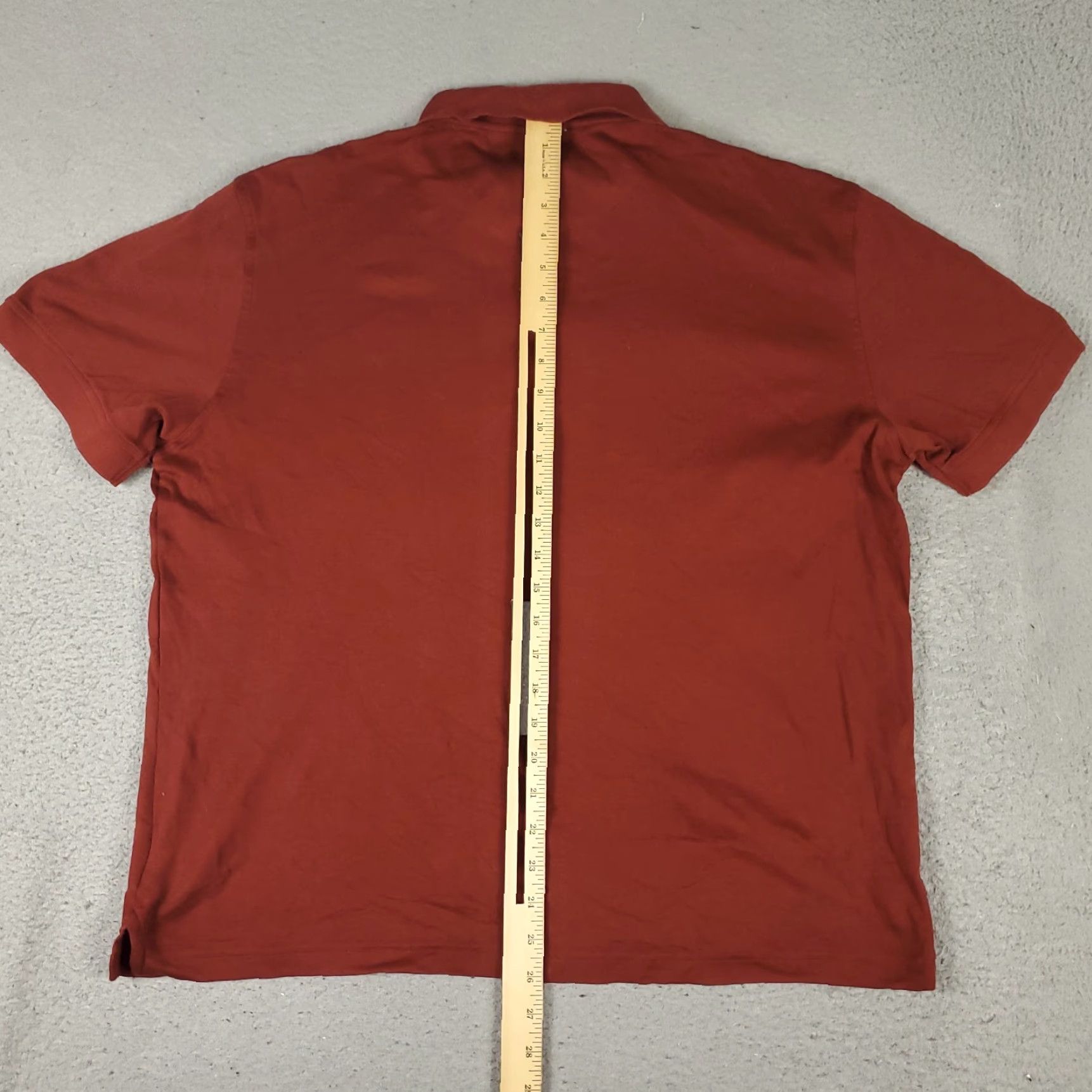 UNTUCKit UNTUCKit Polo Shirt Mens L Rust Color Solid Short Sleeve Polo Shirt UNTUCKit Mens Polo Shirt Color Red P Size US L / EU 52-54 / 3 - 3 Thumbnail
