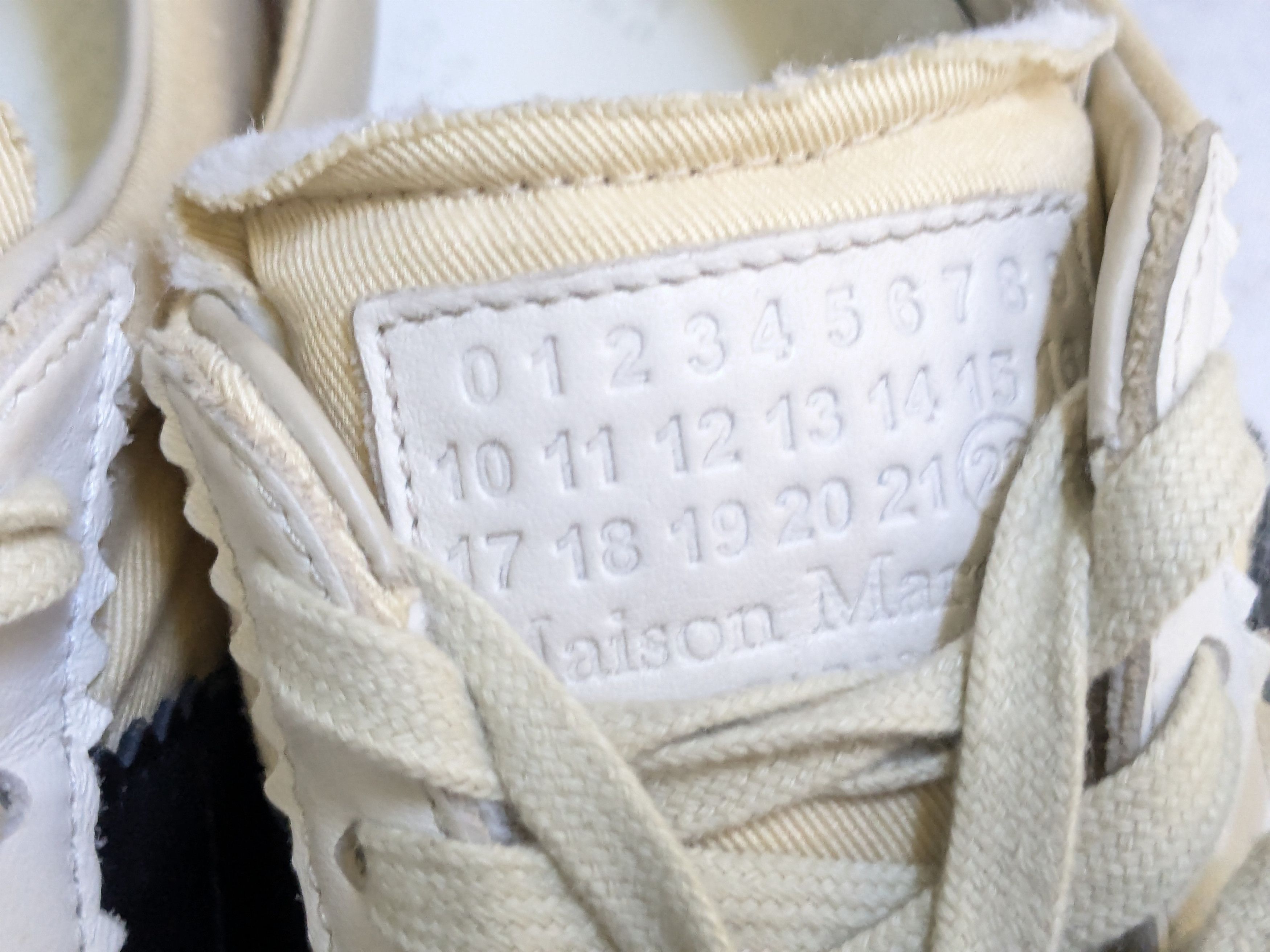 Maison Margiela Maison Margiela GAT Replica Canvas 9 42 Low Tops Gum Size US 9 / EU 42 - 6 Thumbnail