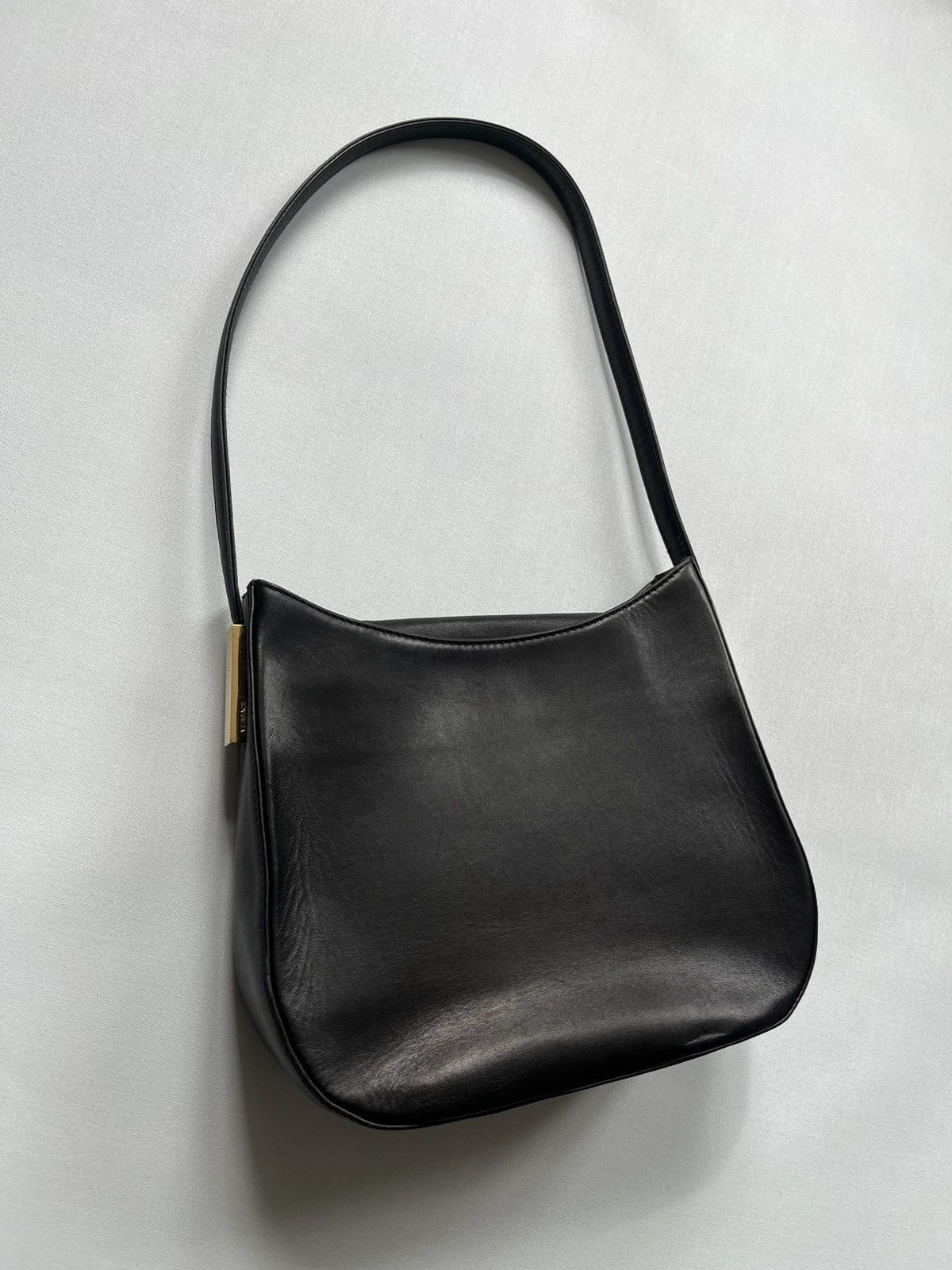 Versace Vintage Gianni Versace Couture Medusa Hobo Bag Black Leather Size ONE SIZE - 13 Thumbnail