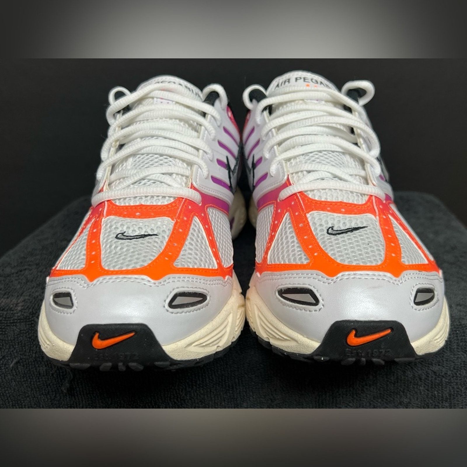 Nike Nike Air Pegasus 2005 White Chrome Orange Shoes WORN ONCE Size US 11 / EU 44 - 5 Thumbnail