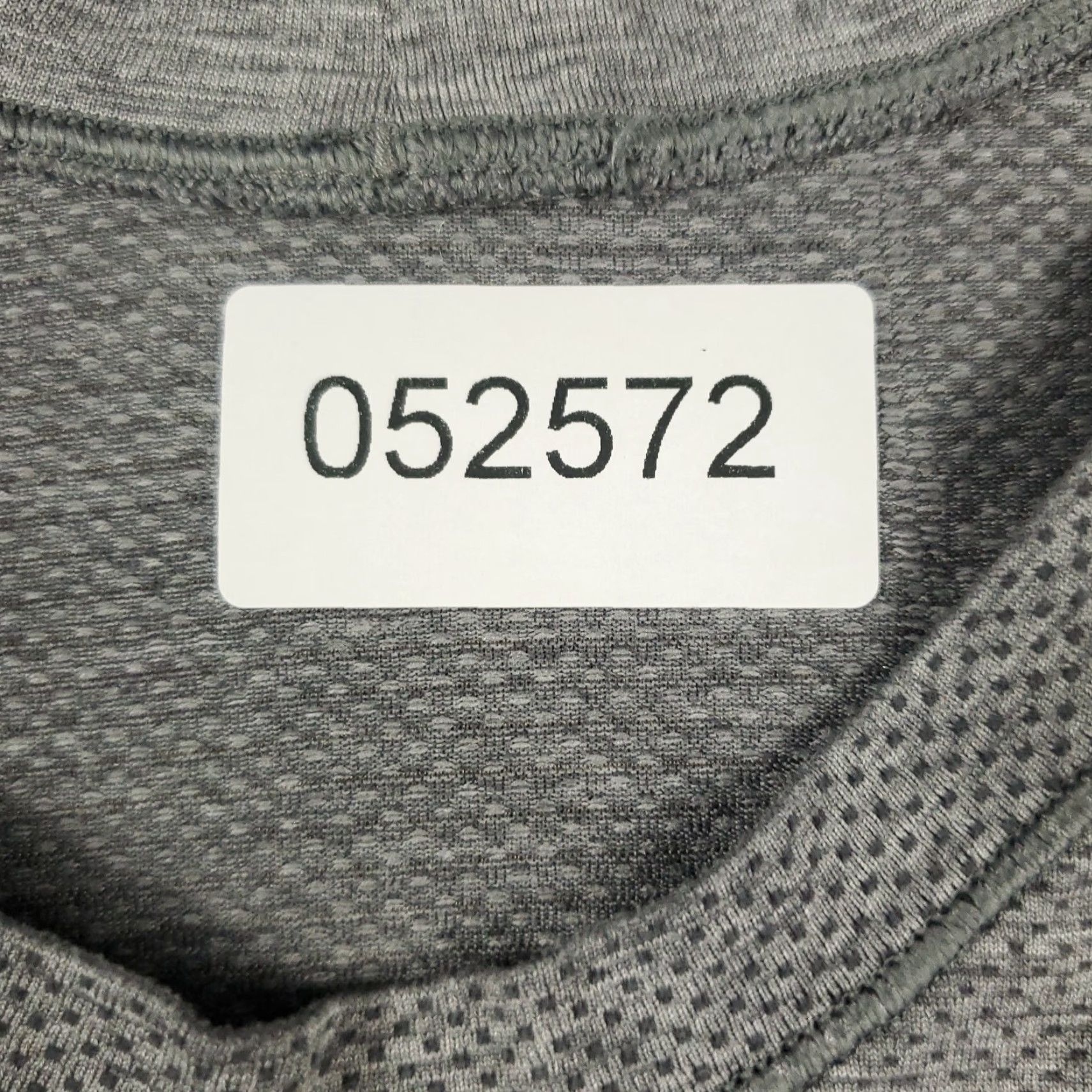 Lululemon Lululemon Men's T-Shirt Size Small Gray Short Sleeve Activewear Size US S / EU 44-46 / 1 - 7 Thumbnail