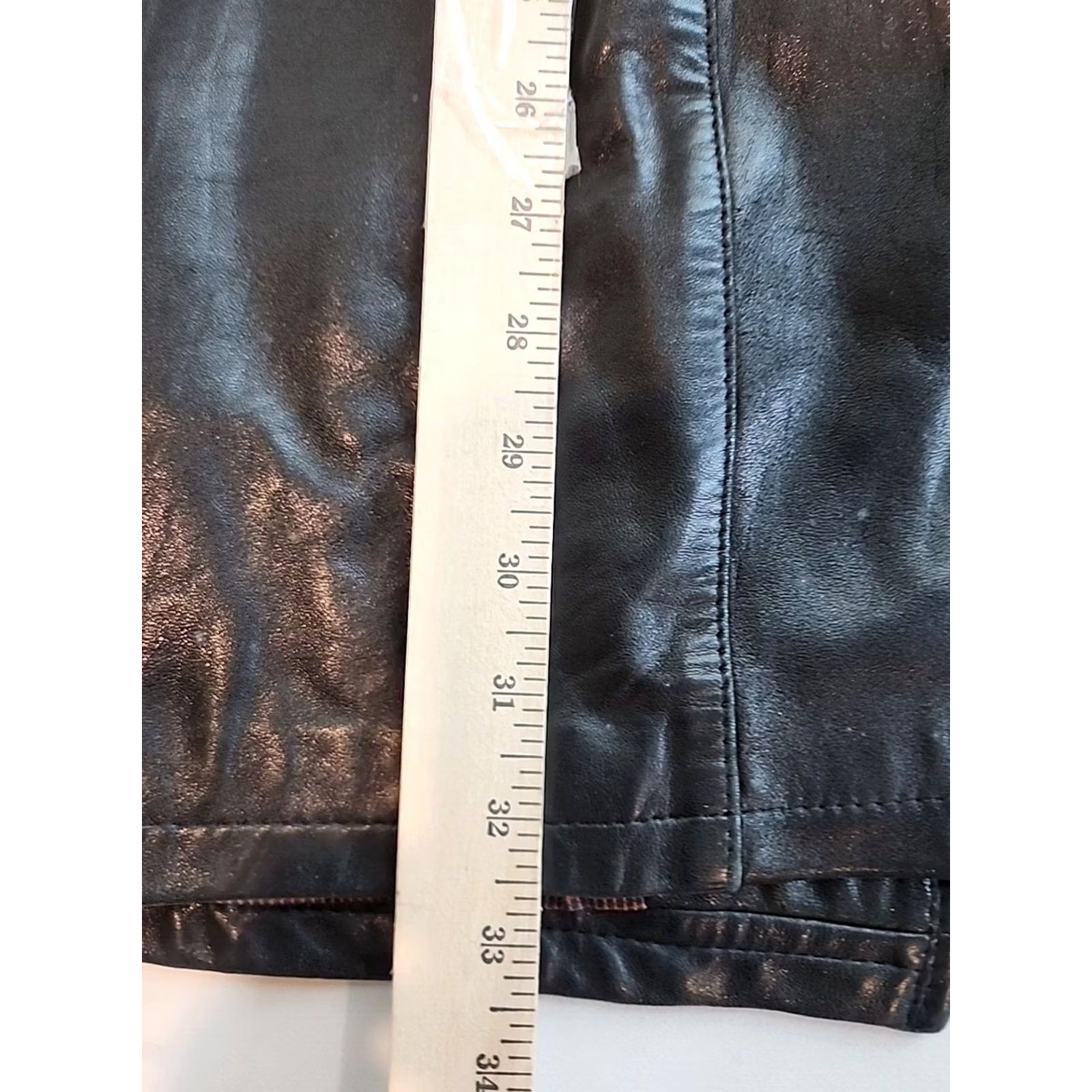Vintage VINTAGE Remy Leather Jacket Mens Black Button Front Made in USA Coat Size US S / EU 44-46 / 1 - 7 Thumbnail