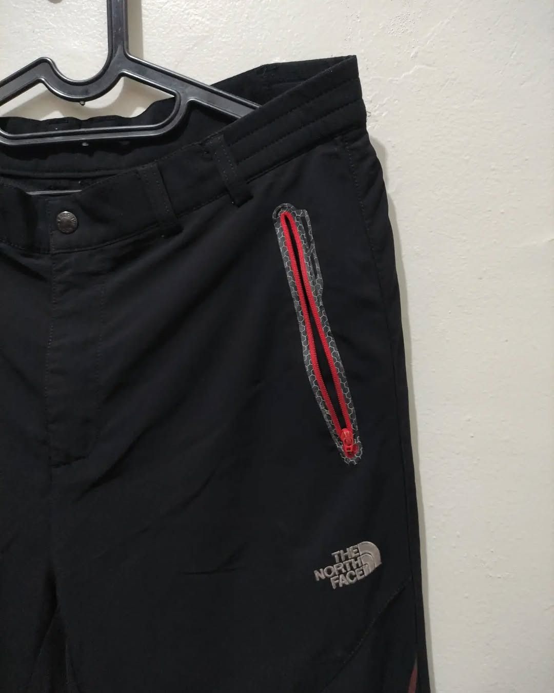 The North Face Vintage The North Face Summit Series Track Pants Size US 32 / EU 48 - 7 Thumbnail