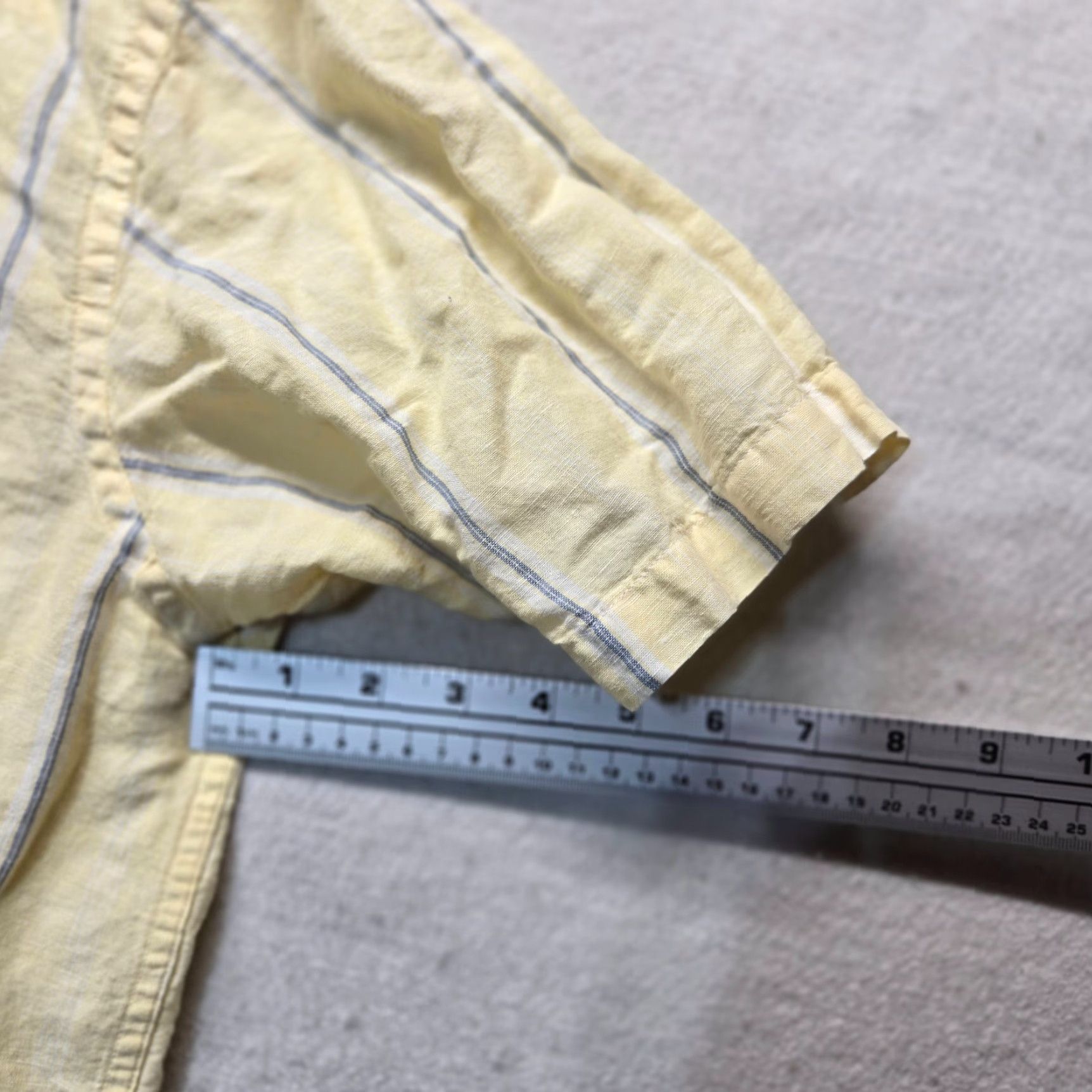 Roundtree & Yorke Roundtree & Yorke Shirt Short Sleeve Yellow Button-Up Adult Mens L Size 42R - 4 Thumbnail