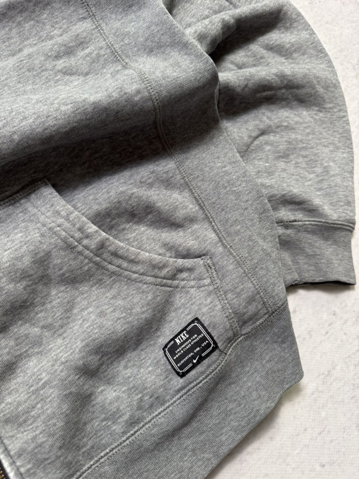 Nike × Vintage NIKE VINTAGE CENTER LOGO OVERSIZE BOXY ZIP HOODIE Size US M / EU 48-50 / 2 - 5 Thumbnail