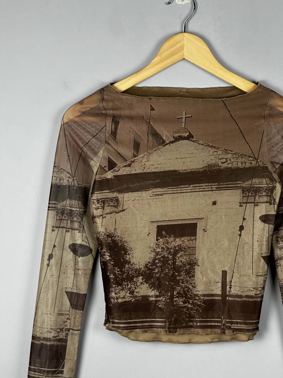 Japanese Brand Avant garde Church Printed Mesh Long Sleeve T SHIRT Size S / US 4 / IT 40 - 2 Thumbnail