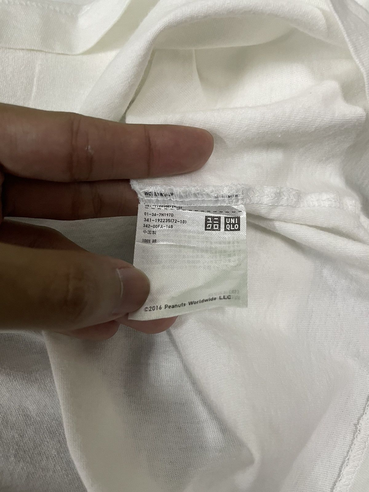 Kaws × Peanuts × Uniqlo Uniqlo x Peanuts Size US L / EU 52-54 / 3 - 7 Thumbnail