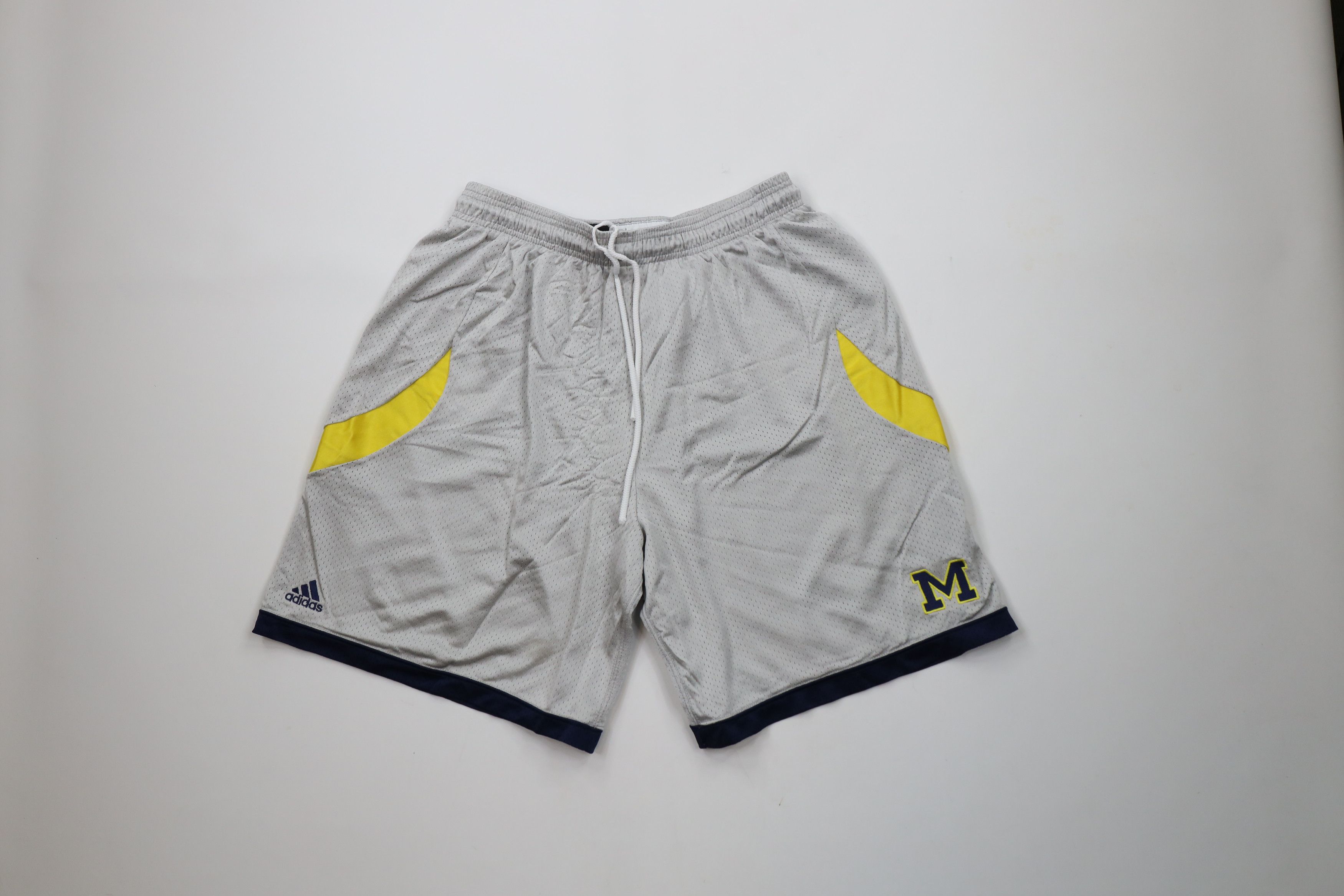 Adidas × Vintage Vintage Adidas University of Michigan Football Shorts USA Size US 36 / EU 52 - 1 Thumbnail