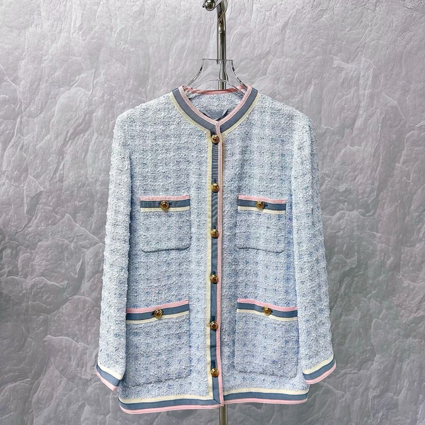 Gucci blue pink tweed chanel style jacket Size M / US 6-8 / IT 42-44 - 1 Thumbnail