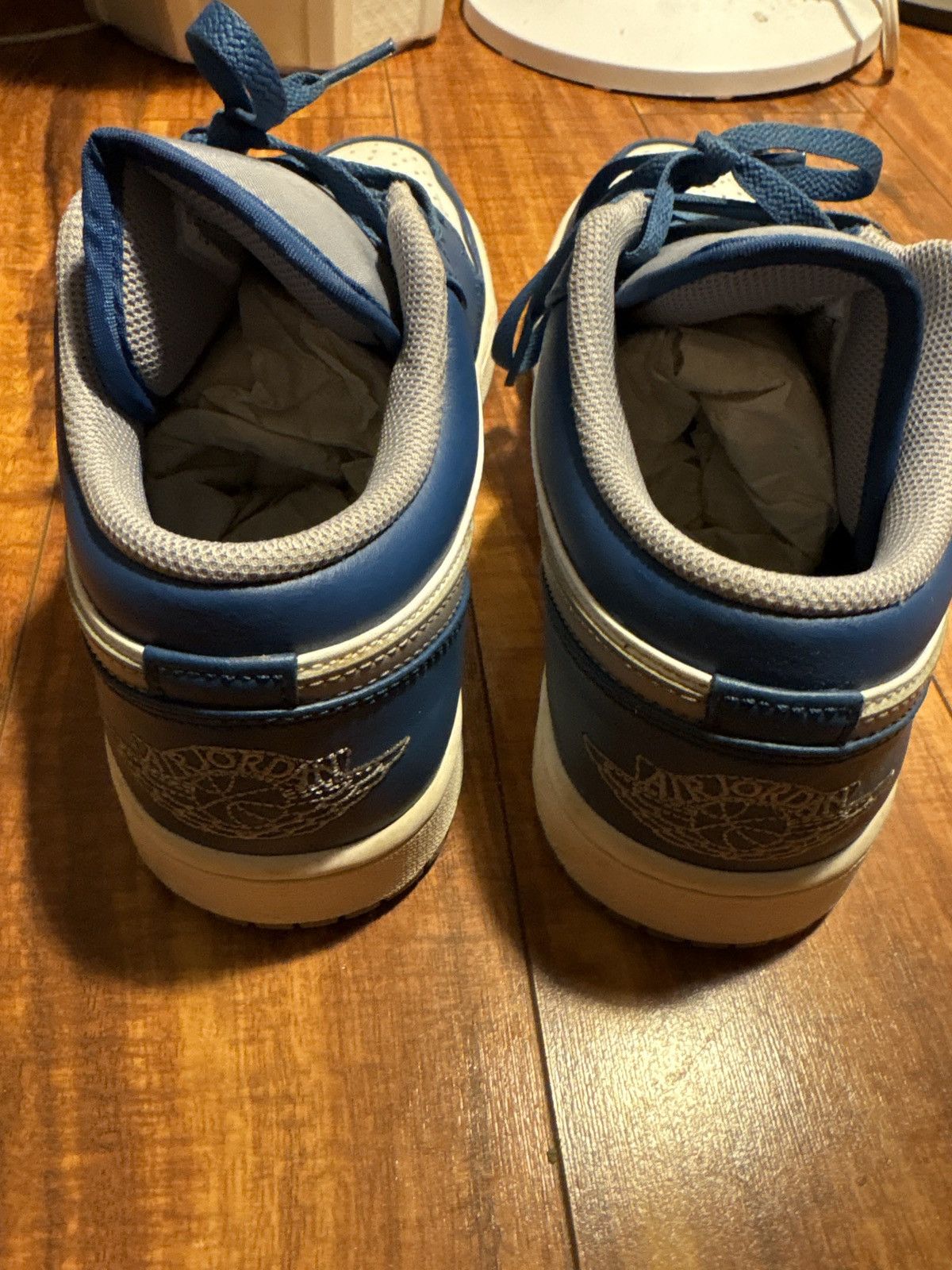 Jordan Brand Nike Air Jordan 1 Low Size US 10 / EU 43 - 4 Thumbnail