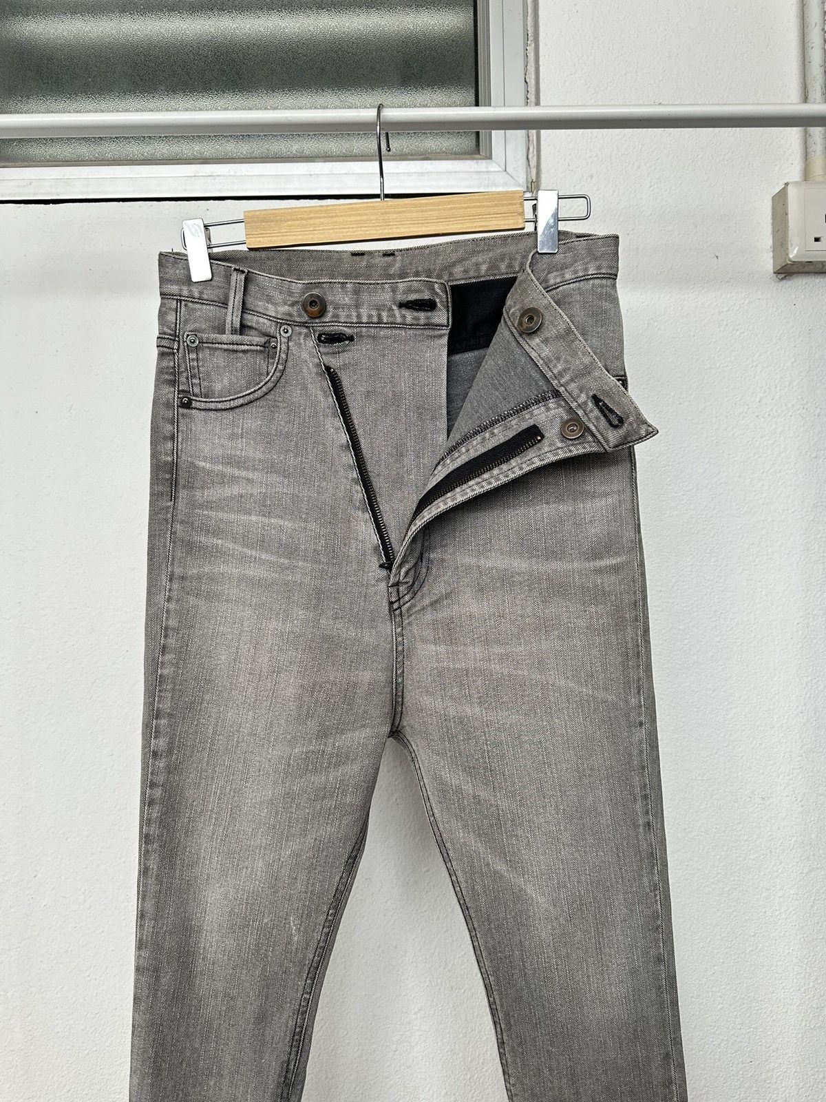 Japanese Brand 2011 ss - AG by Experiment high rise asymmetrical jeans Size US 30 / EU 46 - 12 Thumbnail