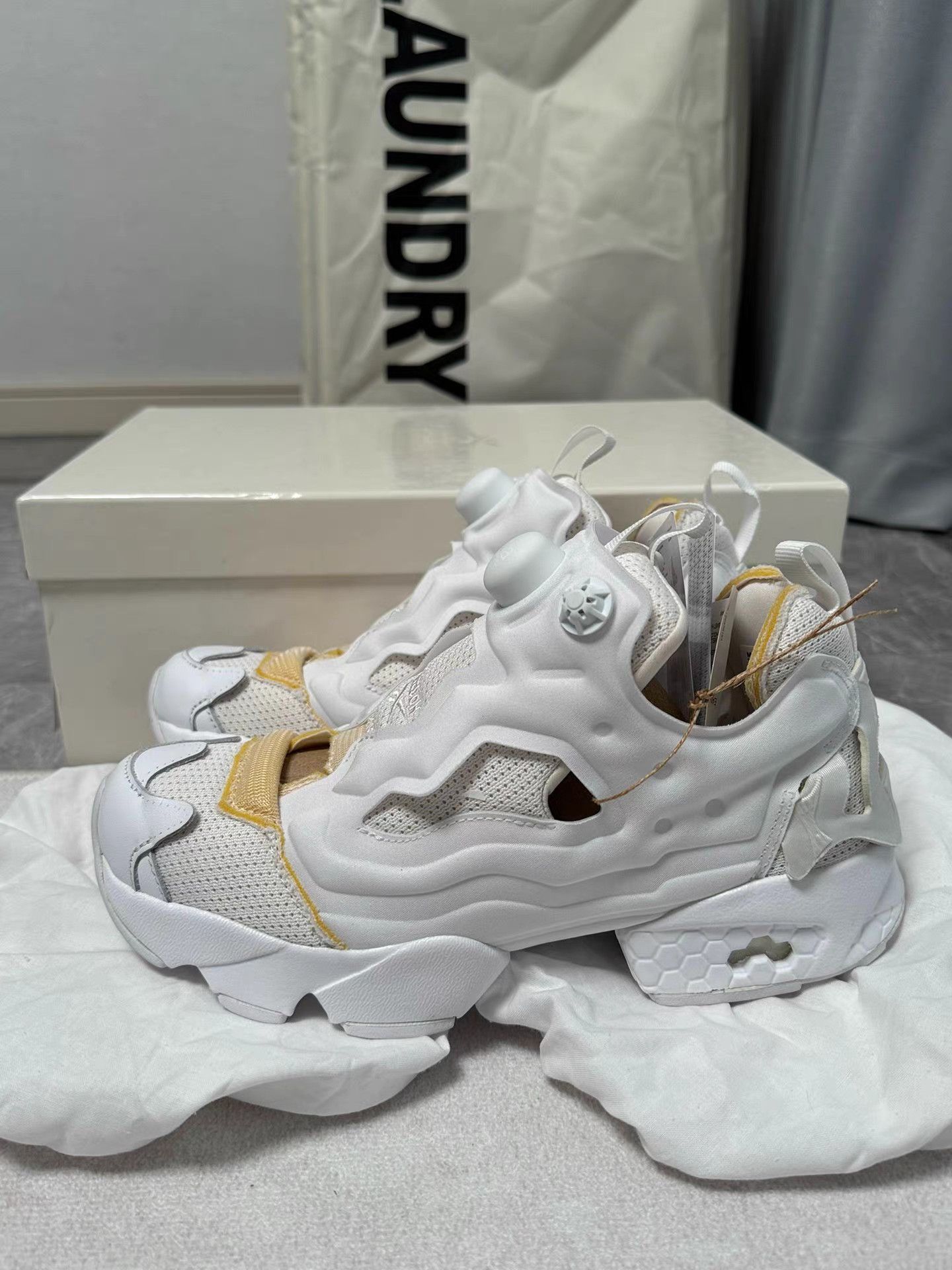 Maison Margiela Maison Margiela × Reebok White Cutout Sneakers K6 Size US 6.5 / IT 36.5 - 1 Thumbnail
