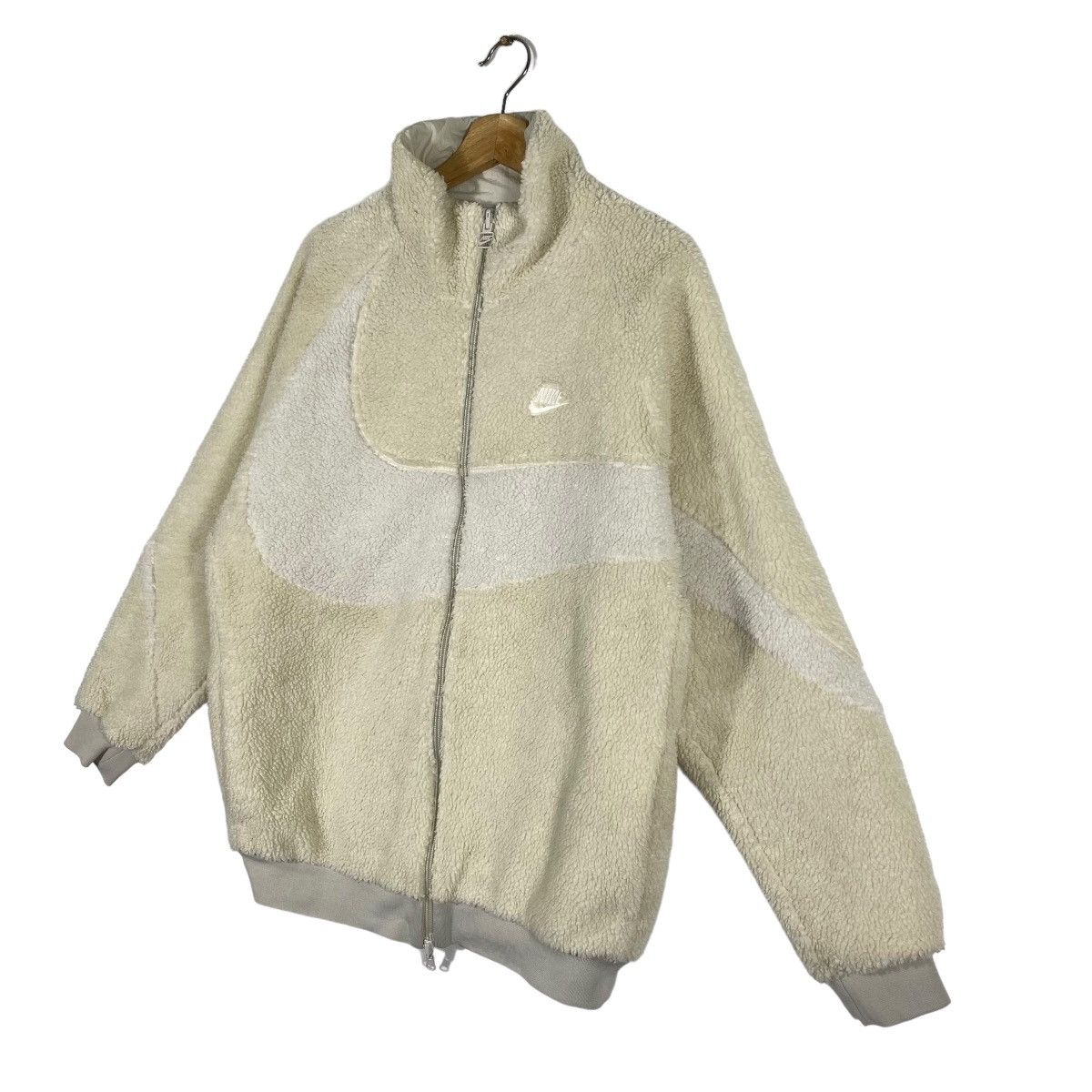 Nike Nike Fleece Big Swoosh Reversible Boa Jacket Zipper L Size Size US L / EU 52-54 / 3 - 5 Thumbnail