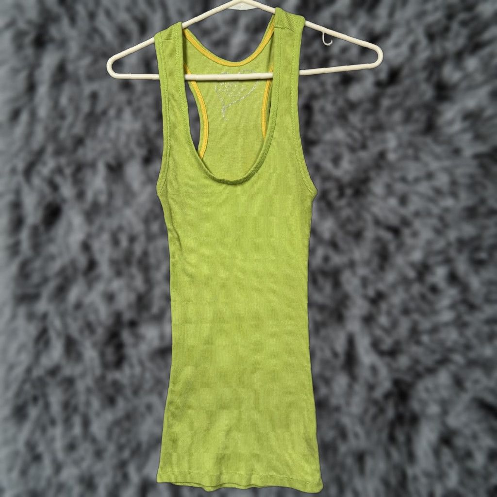 Vintage VINTAGE rue21 Tank Top Juniors M Neon Green Streetwear Y2K Neon Layering Casual Sleeveless Scoop Neck Ribbed Knit Long Body Width 29 in Size M / US 6-8 / IT 42-44 - 1 Thumbnail