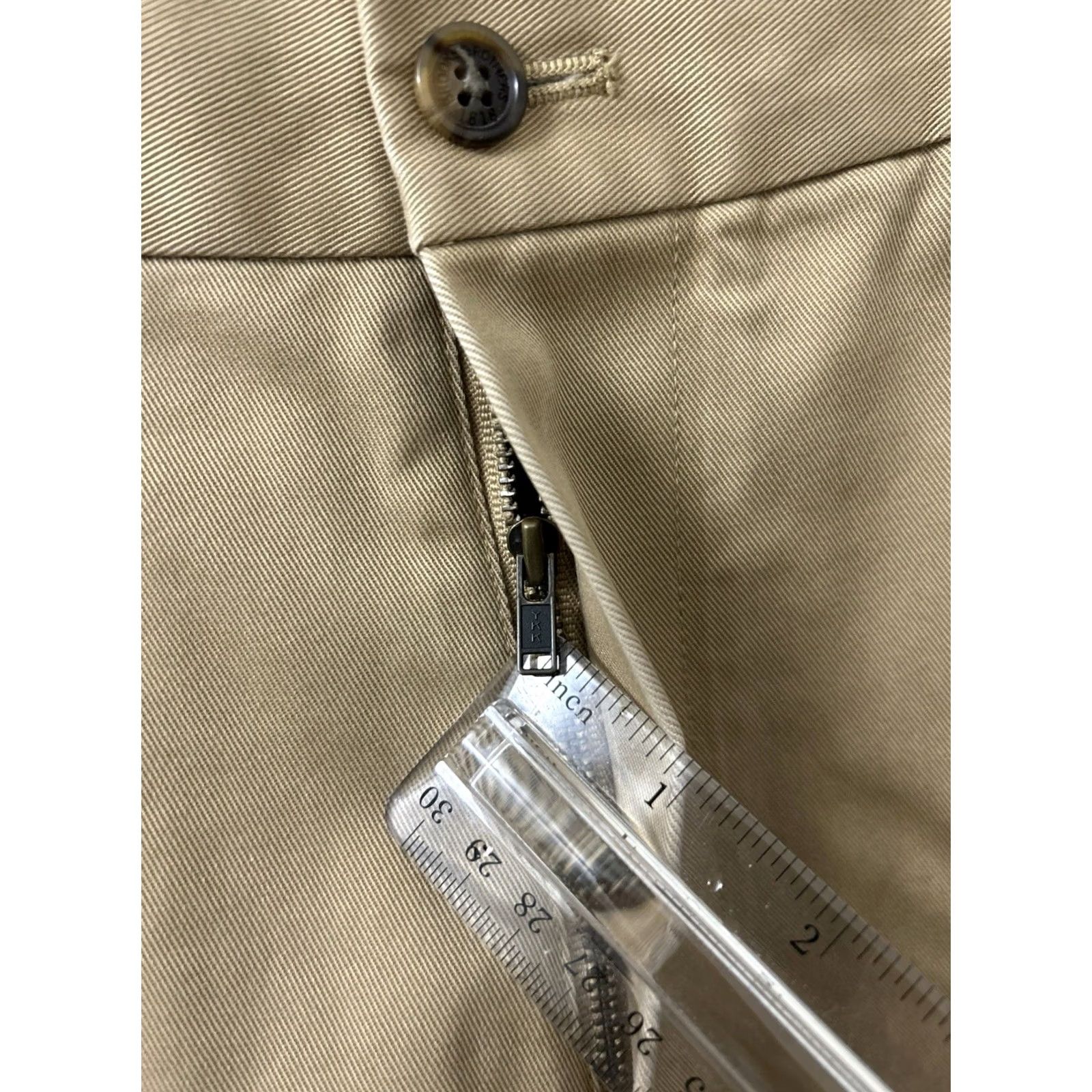 Brooks Brothers Brooks Brothers Chino Shorts Mens Size 33 Tan Beig e Cotton Twill Flat Front Zip Button Pockets Classic Summer - Mens Size US 33 - 5 Thumbnail