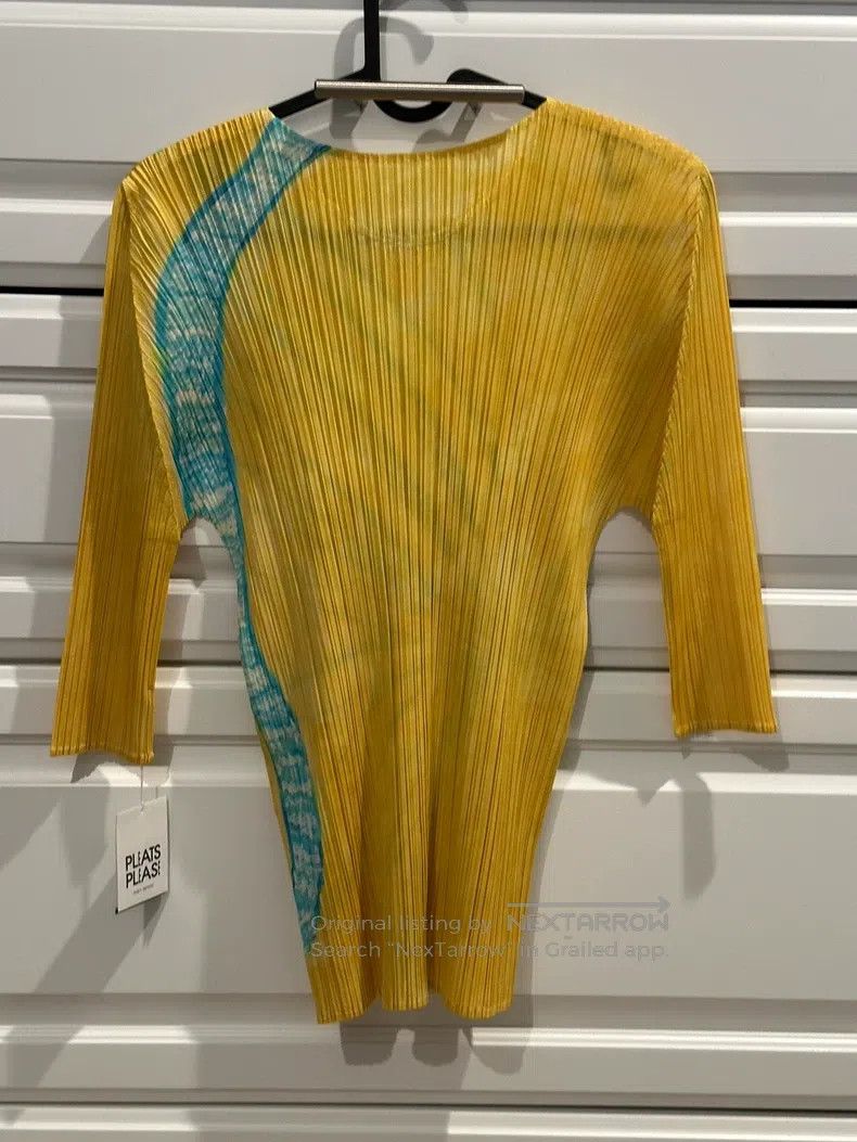 Issey Miyake Issey Miyake Yellow Top Size L / US 10 / IT 46 - 2 Thumbnail
