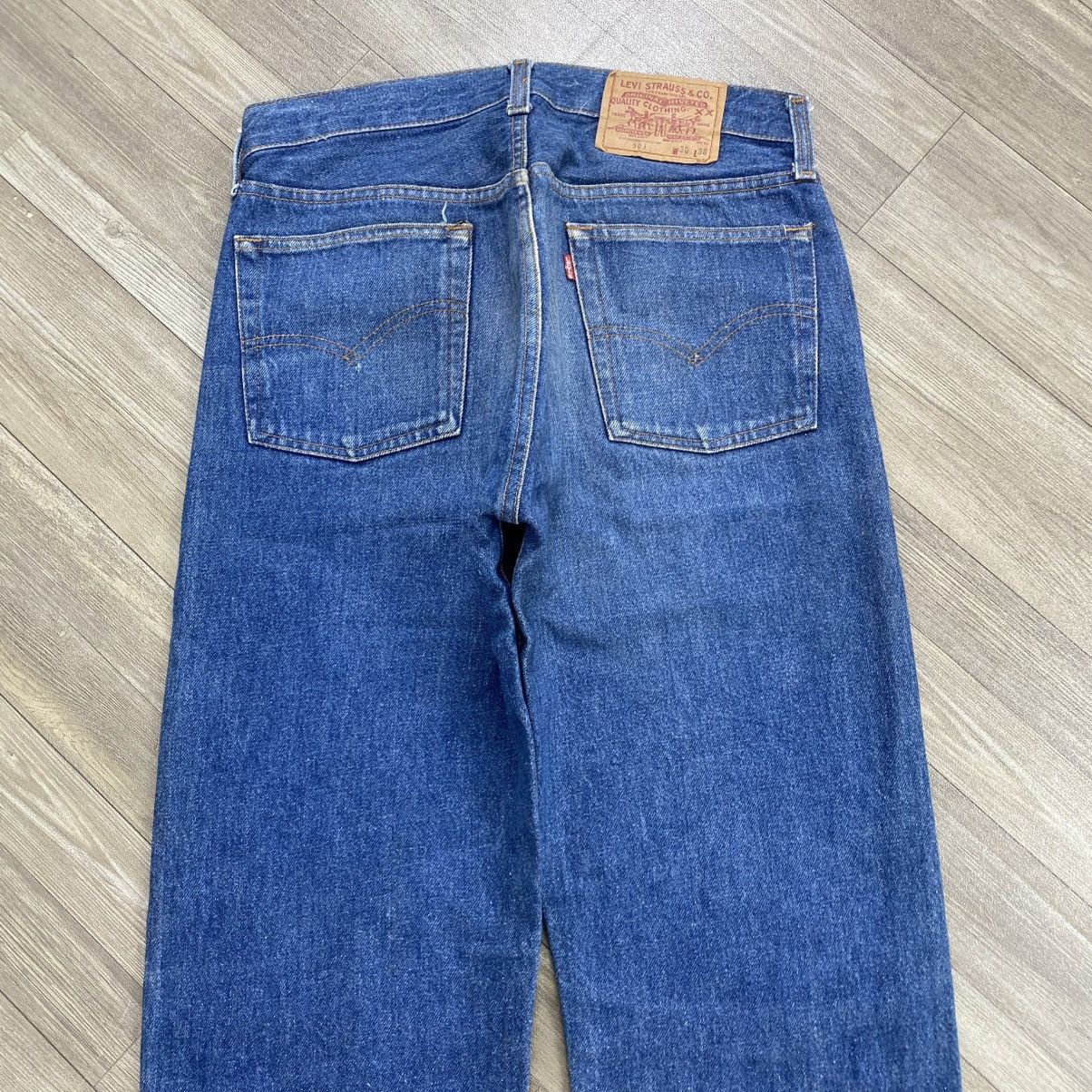 Levi's Vintage Clothing 🇺🇸1970s Vintage Levis 501 30x36 Straight Leg Faded Jeans Size US 30 / EU 46 - 20 Thumbnail