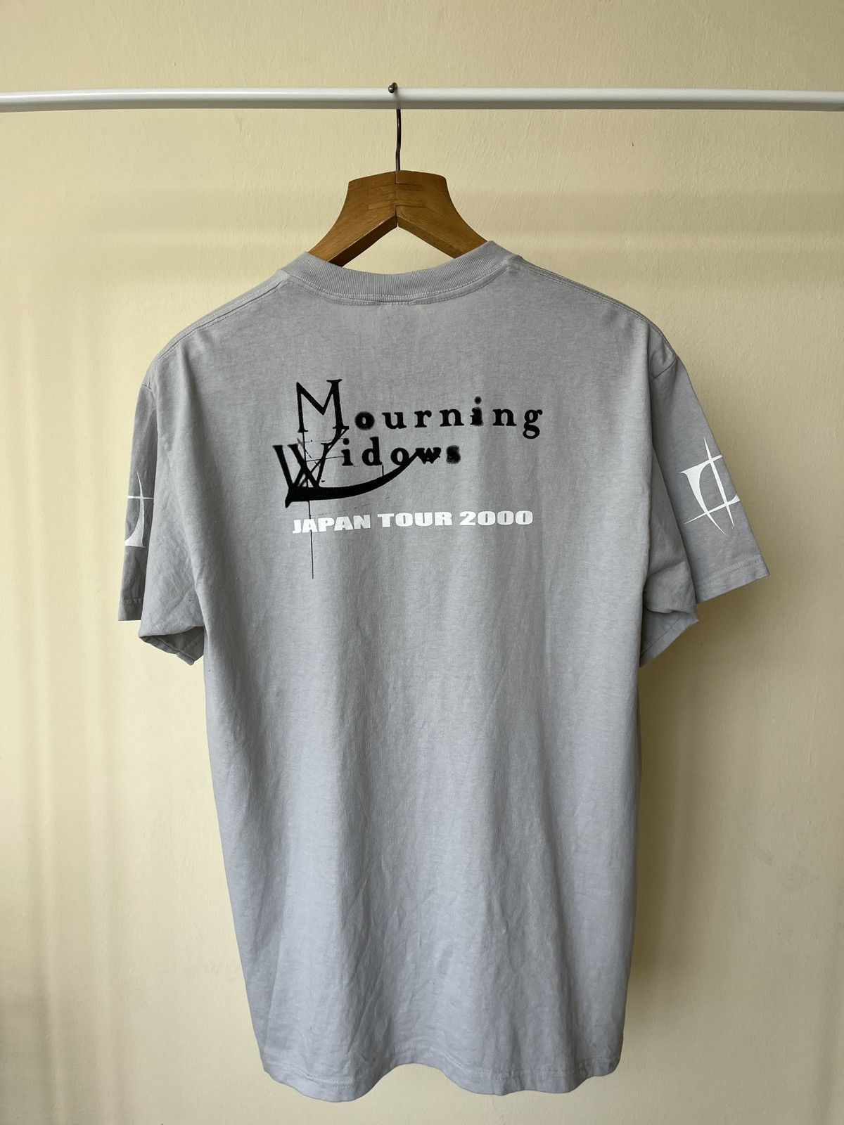 Band Tees Vintage Band Mourning Widows Size US M / EU 48-50 / 2 - 3 Thumbnail