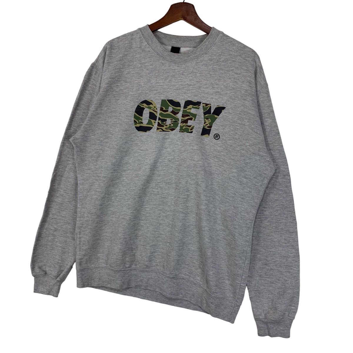 Obey × Vintage Vintage Obey Crewneck Sweatshirt Big Logo Size US L / EU 52-54 / 3 - 3 Thumbnail