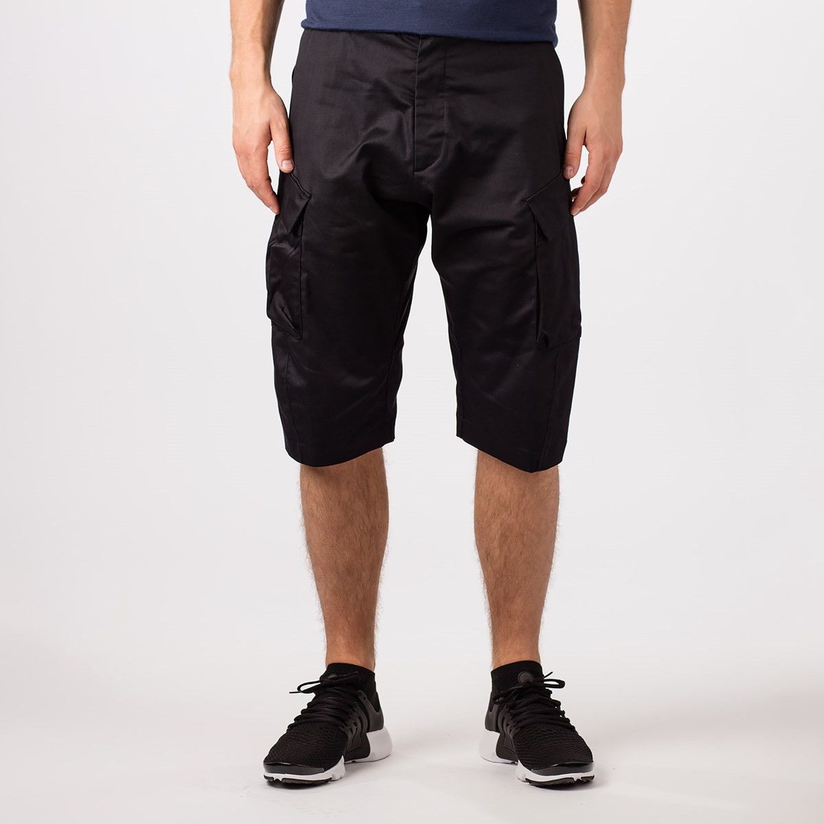 Errolson Hugh Nike ACG - Errolson Hugh - S/S16’ - Tech Cargo Shorts Size US 28 / EU 44 - 17 Thumbnail