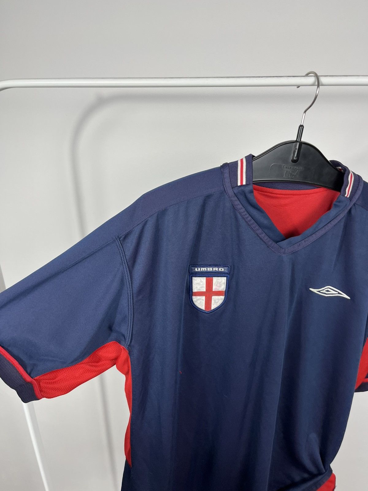 Umbro Vintage Umbro England Reversible Football Jersey Red Navy 00 Size US XL / EU 56 / 4 - 9 Thumbnail