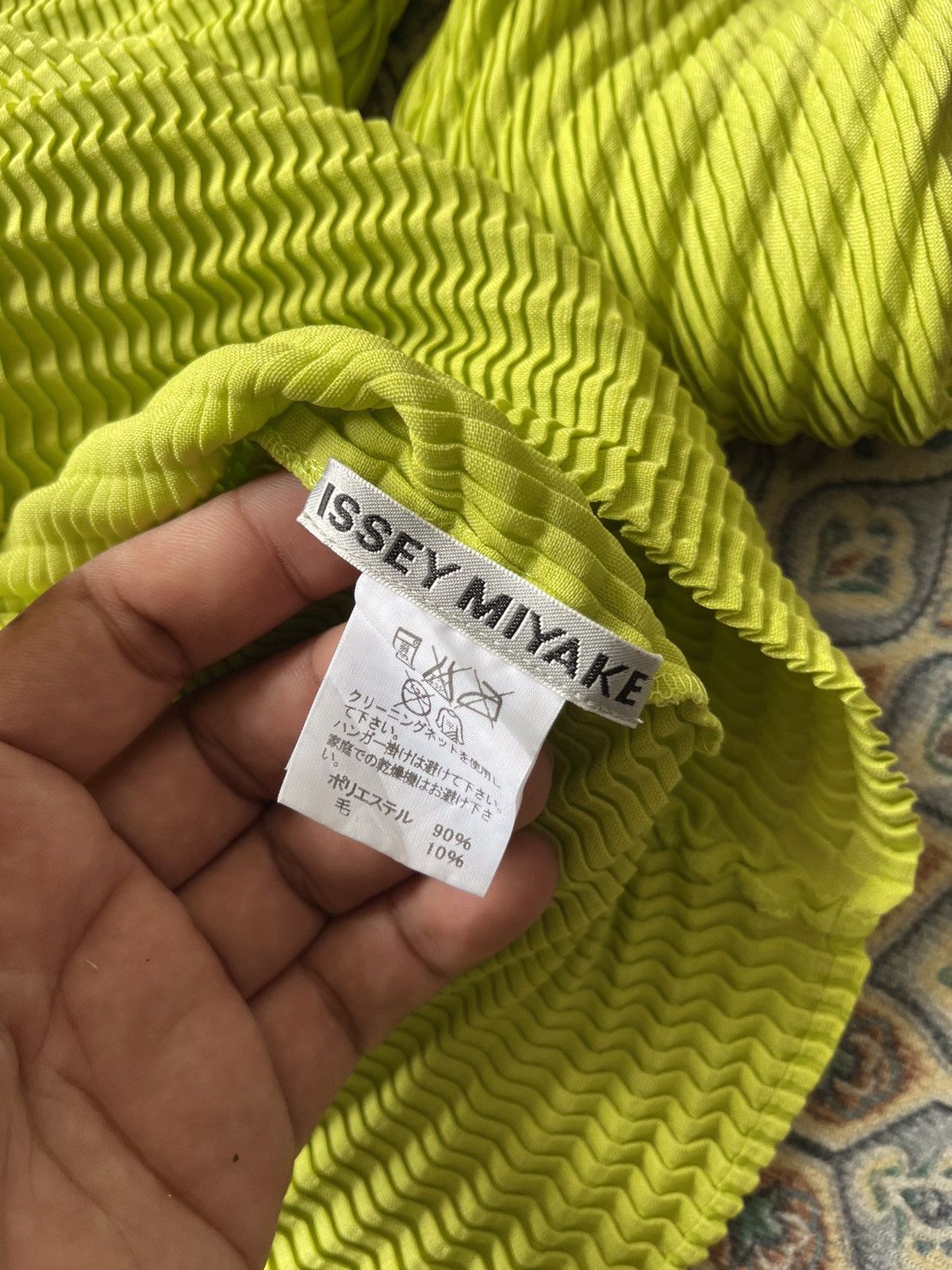 Issey Miyake × Pleats Please Issey Miyake 2000s Issey Miyake Pleats please Button up Size US L / EU 52-54 / 3 - 13 Thumbnail