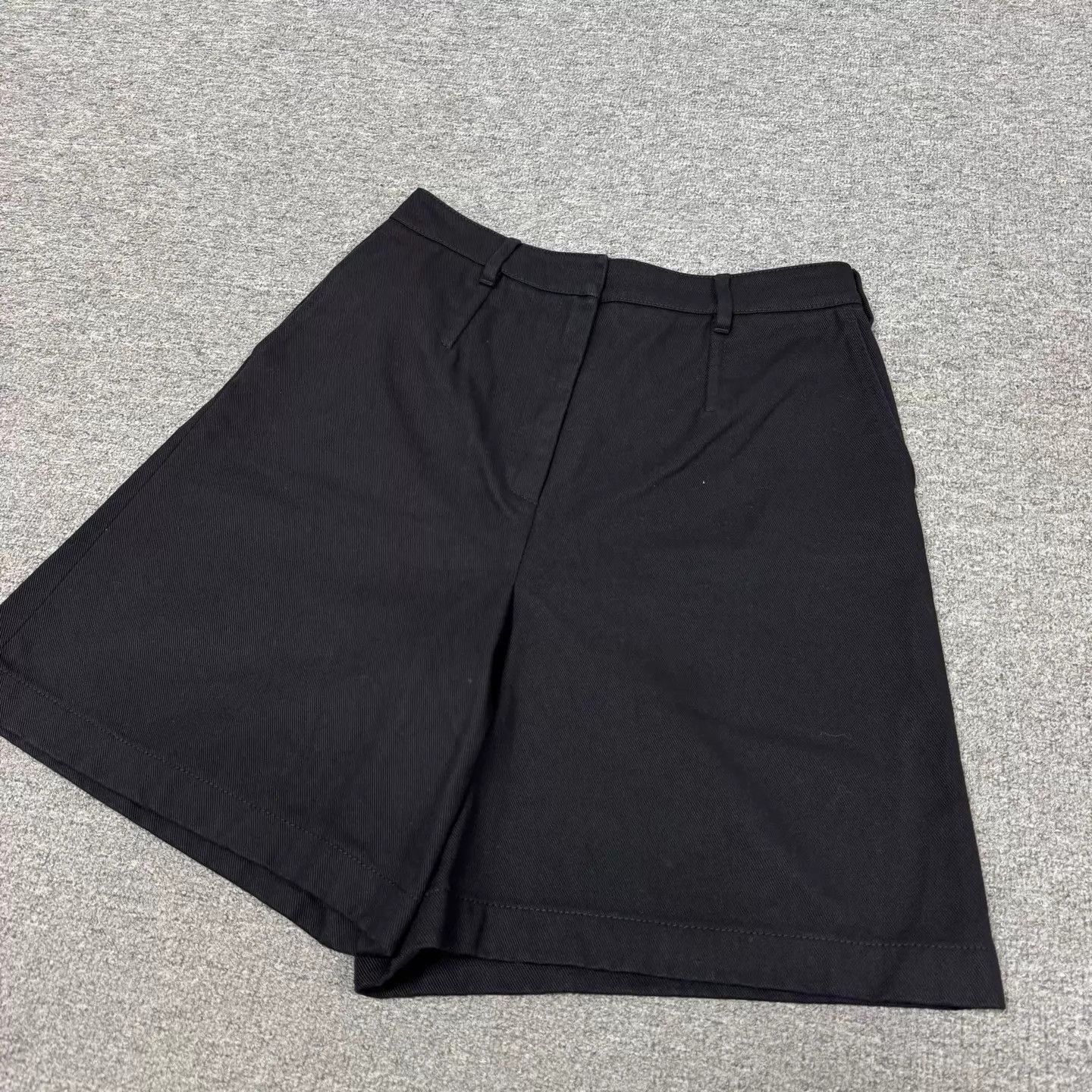 Prada Prada Triangle Logo High-Waisted Drawstring Tailored Shorts Size 28" / US 6 / IT 42 - 3 Thumbnail