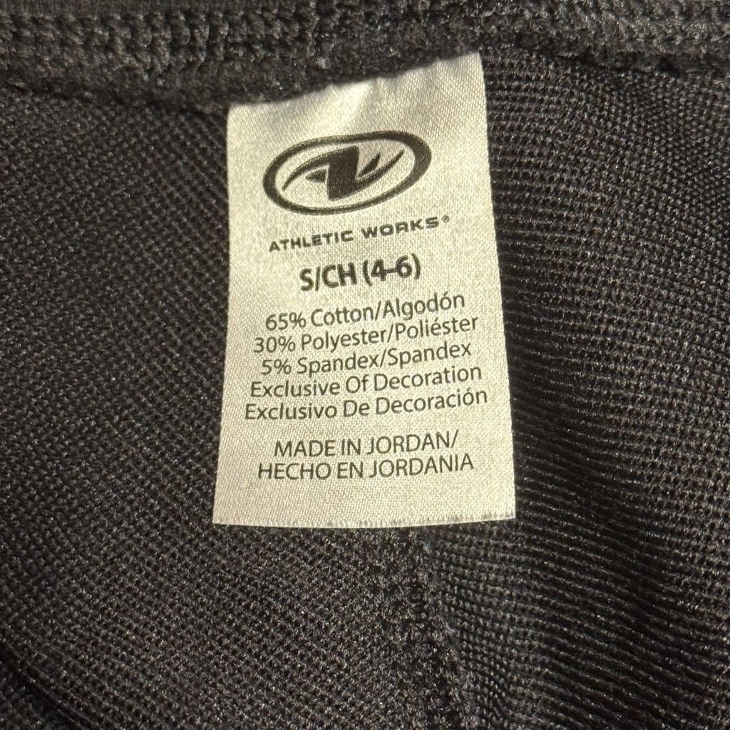 Athletic Works Athletic Works Black Cropped Sweatpants - Size S (4-6) Size 27" / US 4 / IT 40 - 5 Thumbnail