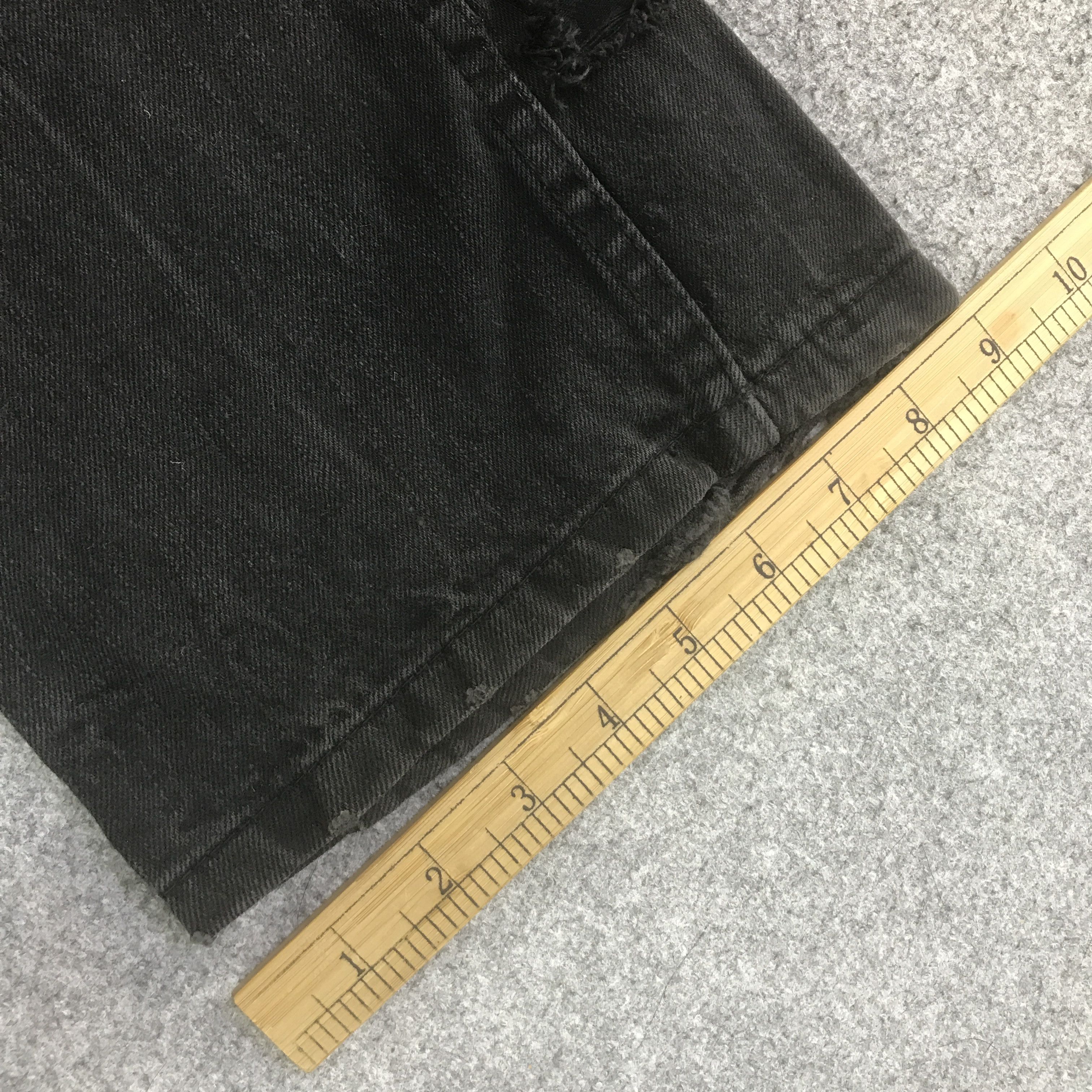 Japanese Brand JAPANESE BRAND BLACK PUNK DISTRESSED DENIM PANTS K129B5 Size US 28 / EU 44 - 11 Thumbnail