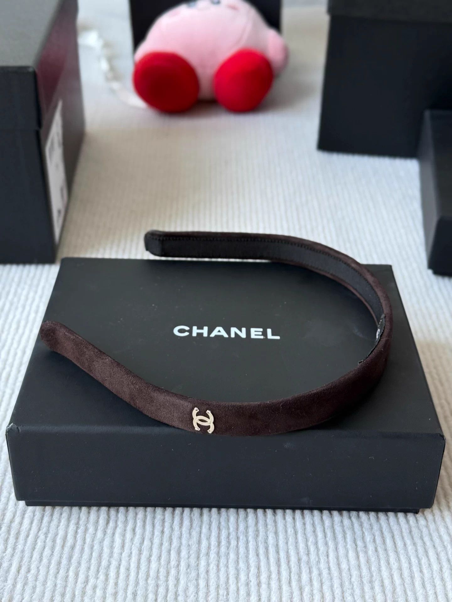 Chanel Chanel 23A Red Brown Suede Headband Worn Once Size ONE SIZE - 1 Thumbnail