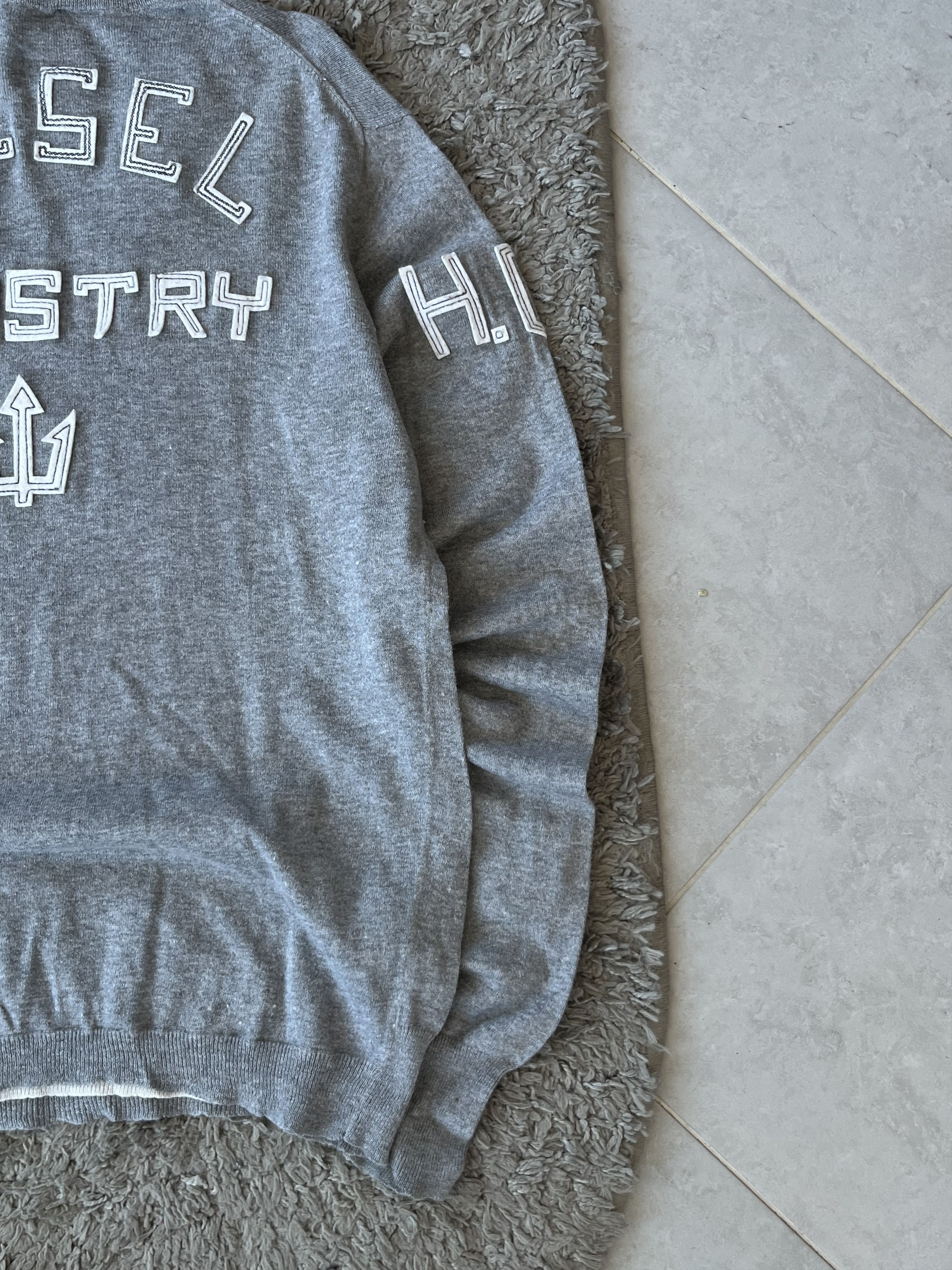 Diesel DIESEL INDUSTRY Sweater V Throat Big Logo Streetwear Size US L / EU 52-54 / 3 - 4 Thumbnail