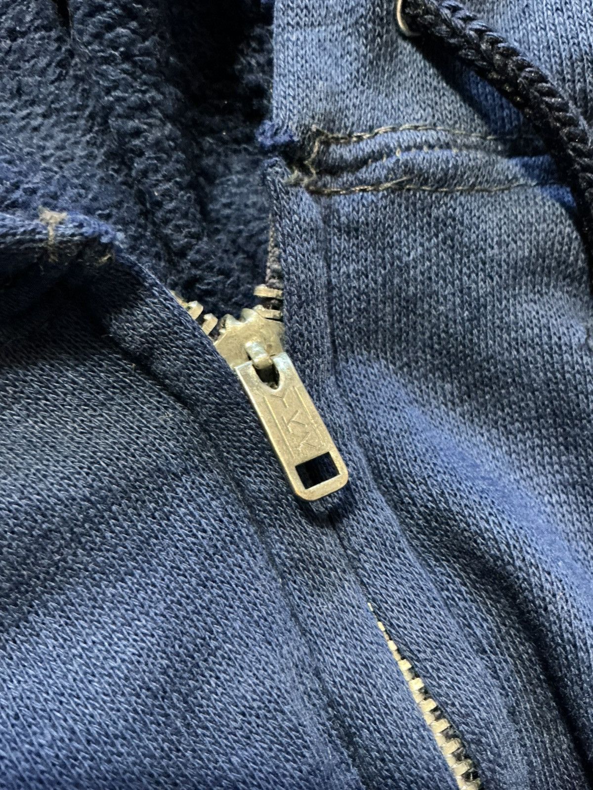Vintage Vintage 70s 80s Blank Zip Thrashed YKK Zipper Raglan Hoodie Size US L / EU 52-54 / 3 - 10 Thumbnail