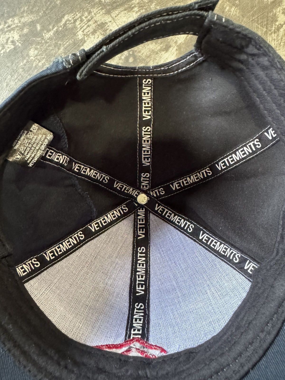 Umbro × Vetements VETEMENTS X UMBRO RECONSTRUCTED HAT Size ONE SIZE - 5 Thumbnail