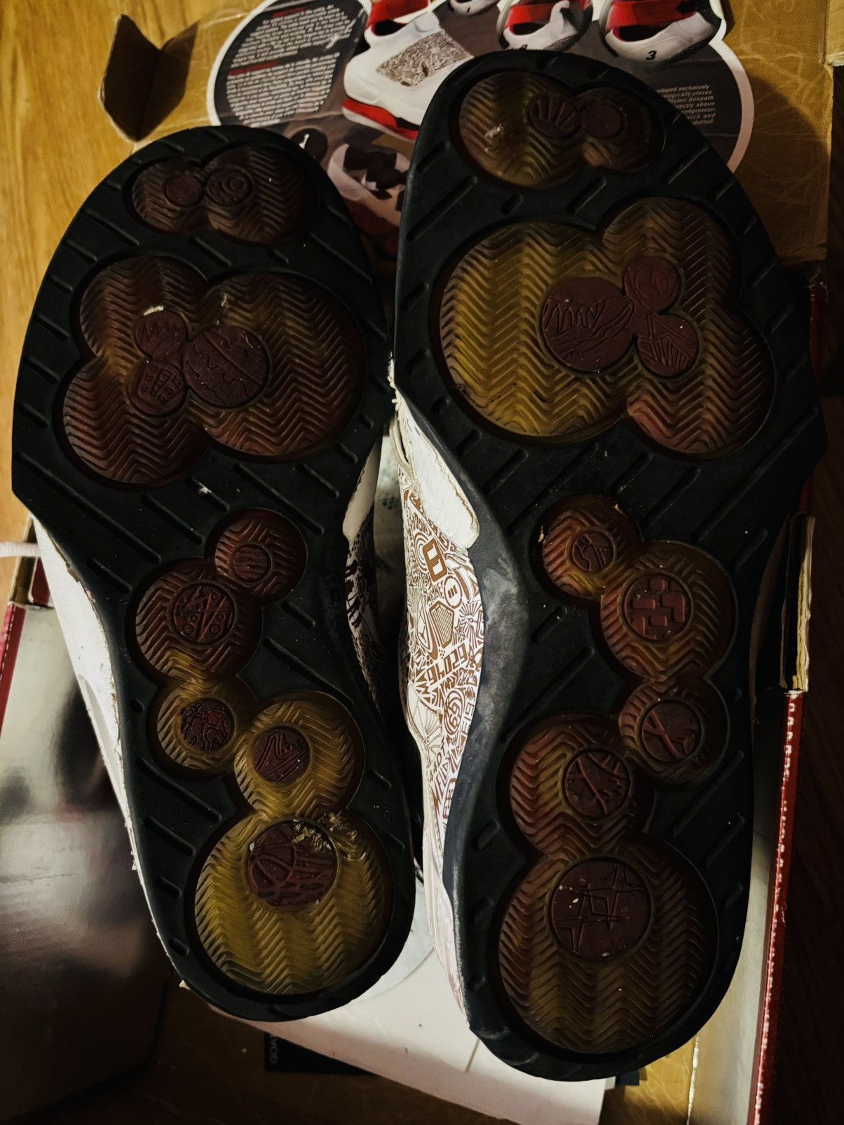 Jordan Brand Air Jordan 20 Varsity Red, SIZE 10.5, Pre-Owned, RARE Size US 10.5 / EU 43-44 - 5 Thumbnail