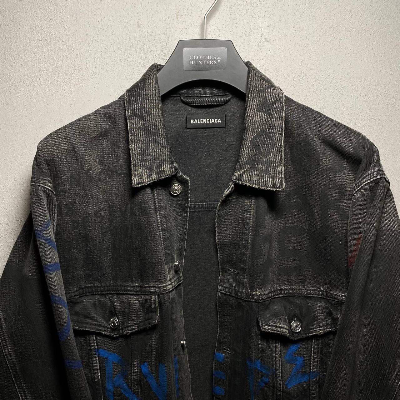 Balenciaga Balenciaga Graffiti Oversize Denim Jacket Size US S / EU 44-46 / 1 - 3 Thumbnail