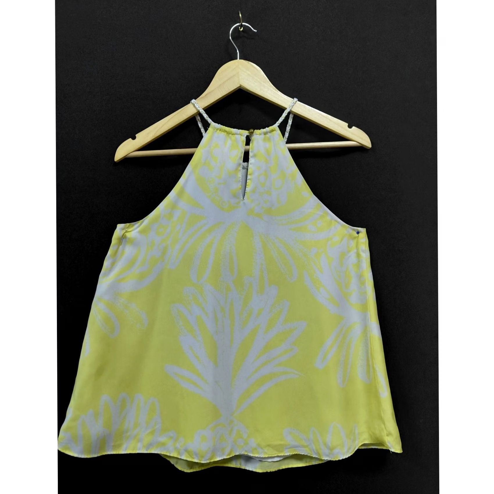 Lilly Pulitzer Lilly Pulitzer Yellow Floral Halter Top Sleeveless Lightweight Women S/P Blouse Casual Spring Summer Beachwear Size S / US 4 / IT 40 - 2 Thumbnail