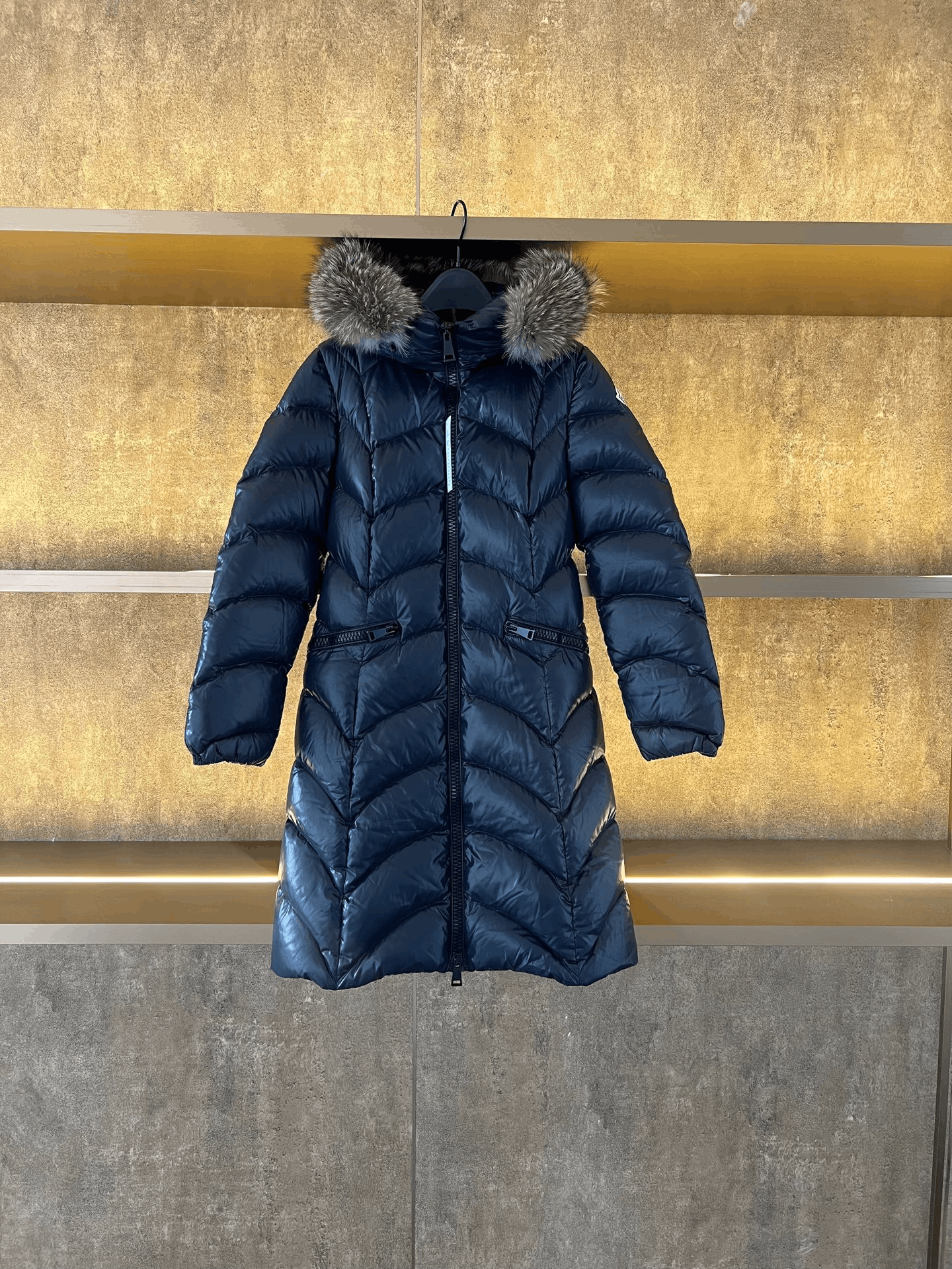 Moncler Moncler Down Down Jacket S Women Size S / US 4 / IT 40 - 1 Thumbnail