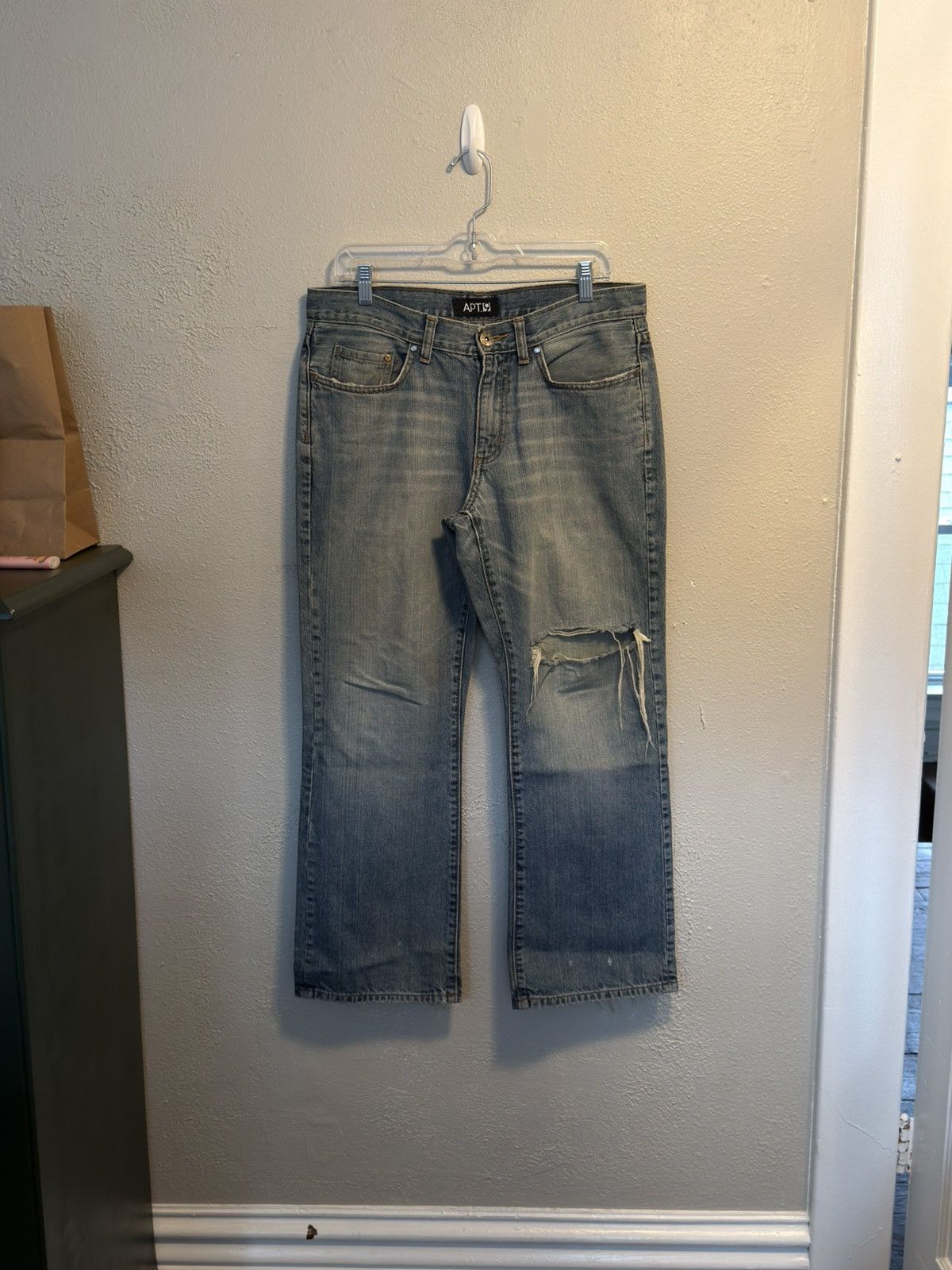 Apt. 9 2000s Apt. 9 Low Rise Relaxed Fit Denim Size US 32 / EU 48 - 1 Thumbnail