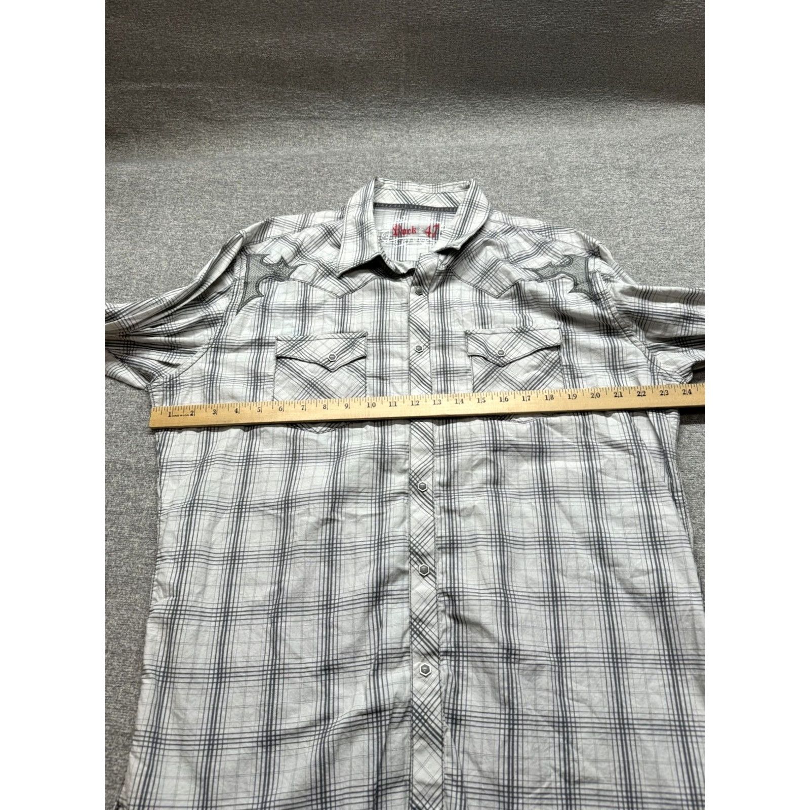 Wrangler VINTAGE Wrangler Rock 47 Western Pearl Snap Shirt Womens XL Embroidered Rhinestones Size XL / US 12-14 / IT 48-50 - 6 Thumbnail