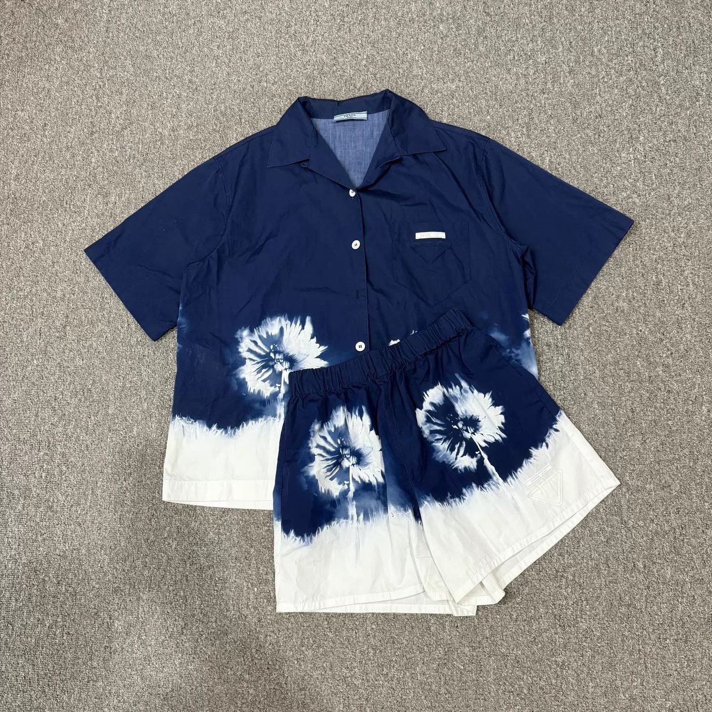 Prada Prada Blue Tie-Dye Logo Shirt & Pants Set 42 99 New Size M / US 6-8 / IT 42-44 - 1 Thumbnail