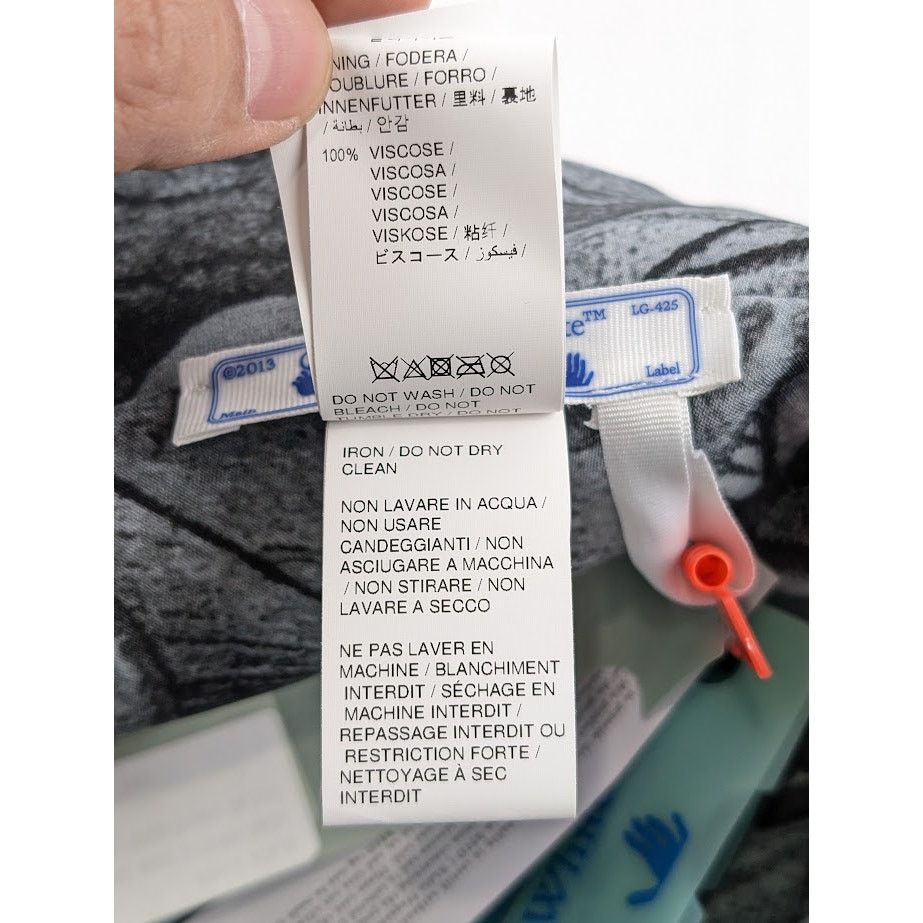 Off-White o1rshd1 Size: OS Logo Viscose Rain Cap in Black / White Size ONE SIZE - 24 Thumbnail