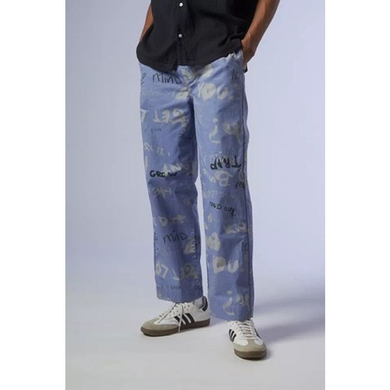 Urban Outfitters Urban Outfitters Men's Graffiti Print Chino Pants Size Small Size US 29 - 1 Thumbnail