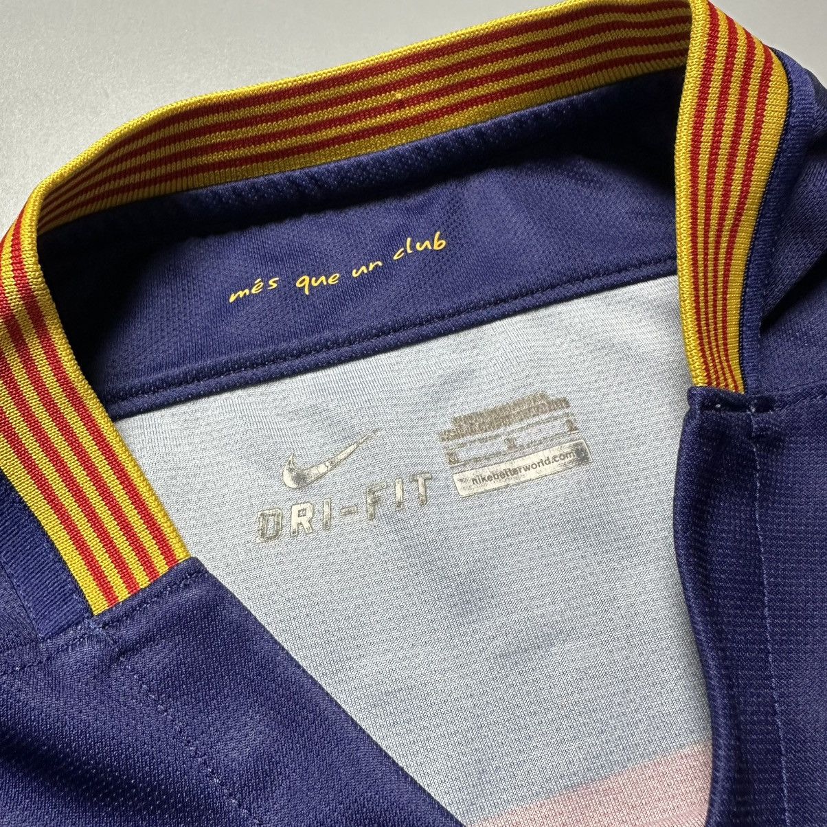 Nike BARCELONA NIKE 2015/2016 FOOTBALL HOME JERSEY #10 MESSI Size US M / EU 48-50 / 2 - 9 Thumbnail