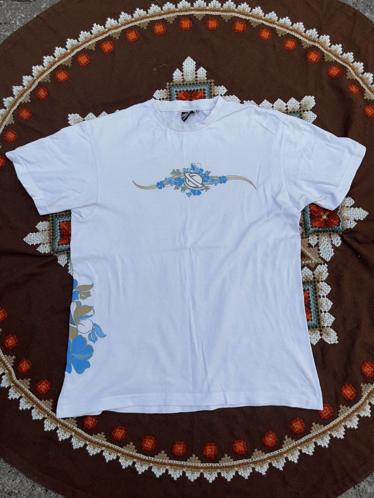 Hook-Ups × Lost Enterprises × Vintage Vintage Lost Enterprises Hawaiian Style Sexy Girl T-shirt Size US M / EU 48-50 / 2 - 2 Thumbnail