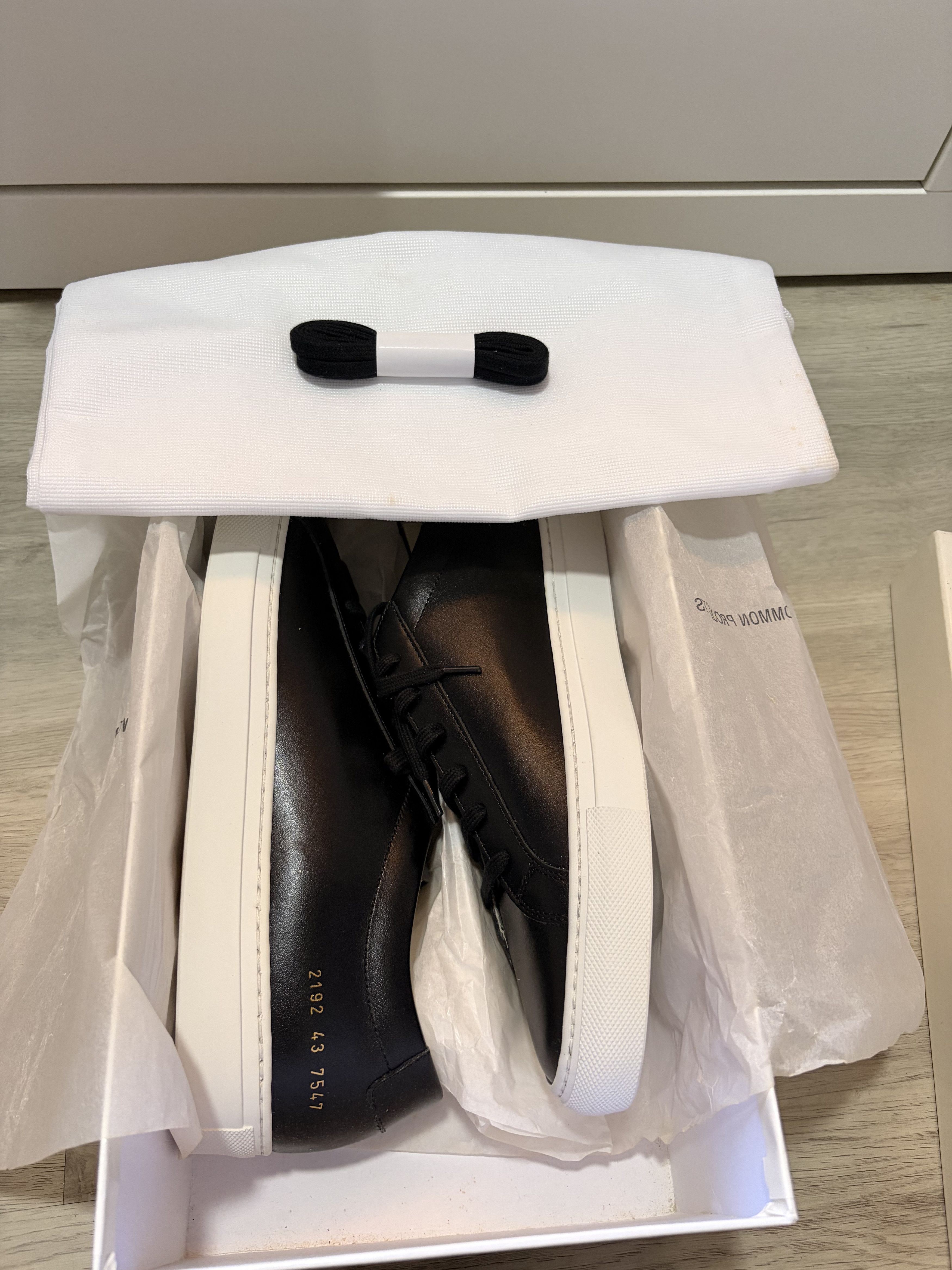 Common Projects Common Projects Achilles Low Sneakers Size US 10 / EU 43 - 1 Thumbnail