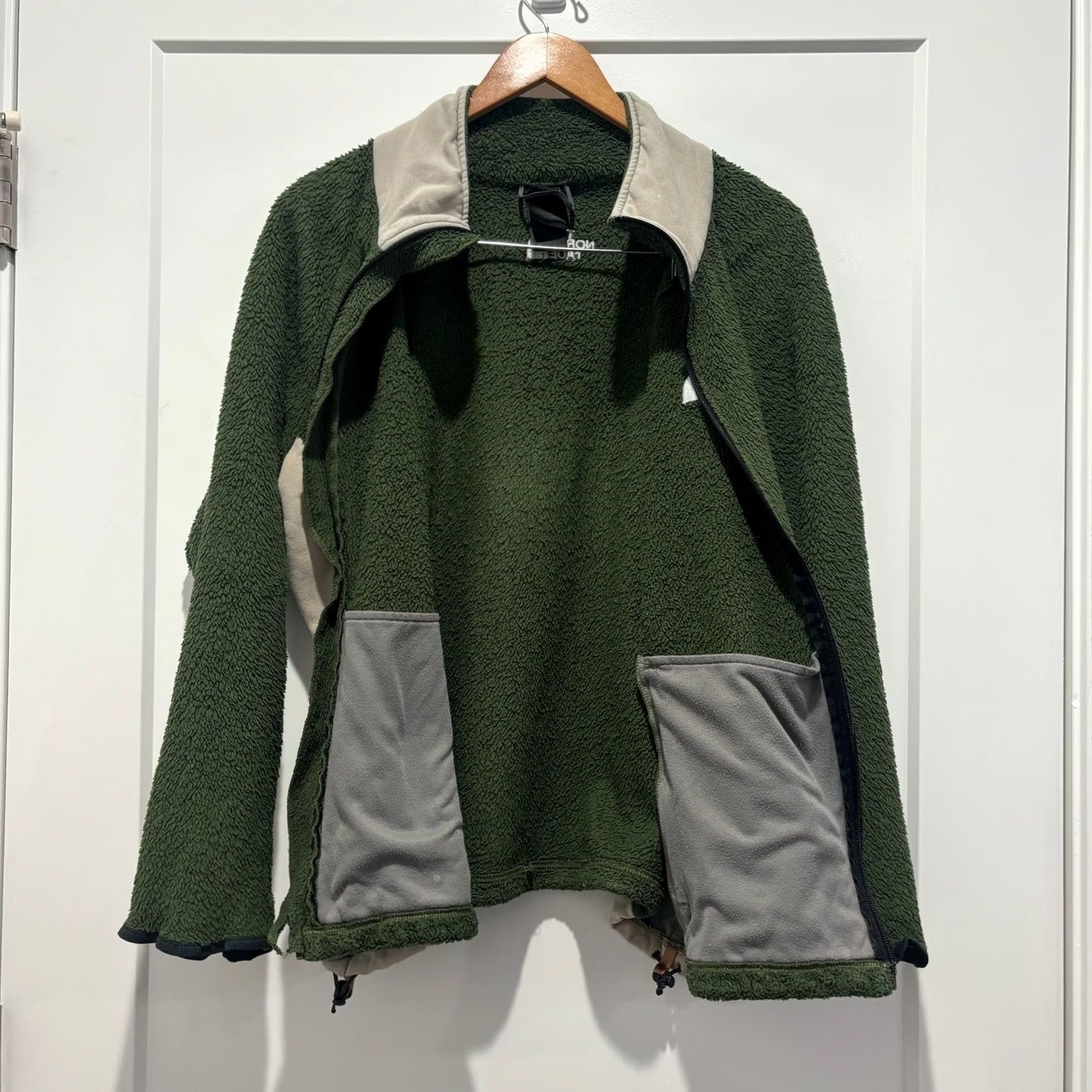 The North Face The North Face Osito Fleece Jacket XL Women Green Tan Full Zip High Pile Soft Size XL / US 12-14 / IT 48-50 - 6 Thumbnail
