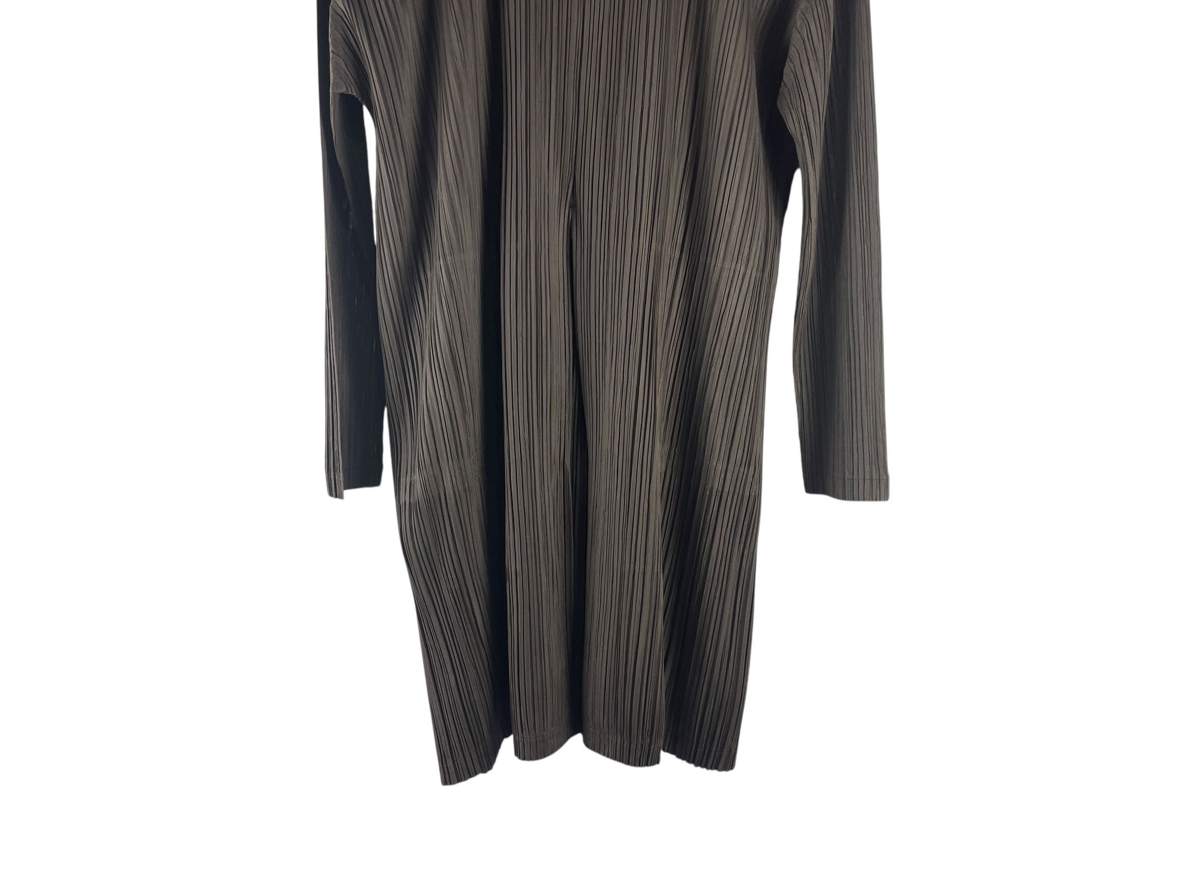Pleats Please Issey Miyake Pleats Please Issey Miyake Button Front Pleated Cardigan Size M / US 6-8 / IT 42-44 - 12 Thumbnail