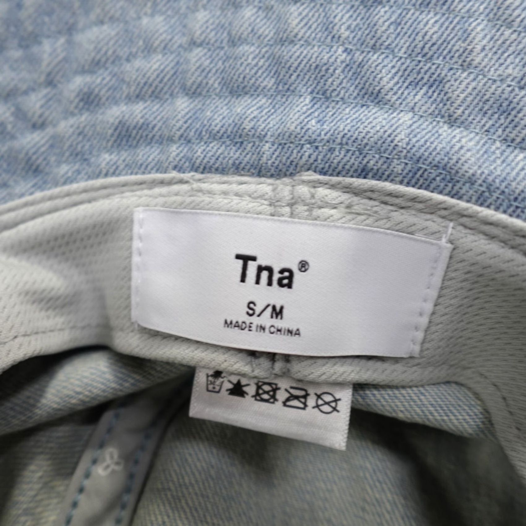TNA TNA Womens Bucket Hat Small Medium Blue Denim Embroidered Aritzia Size ONE SIZE - 4 Thumbnail