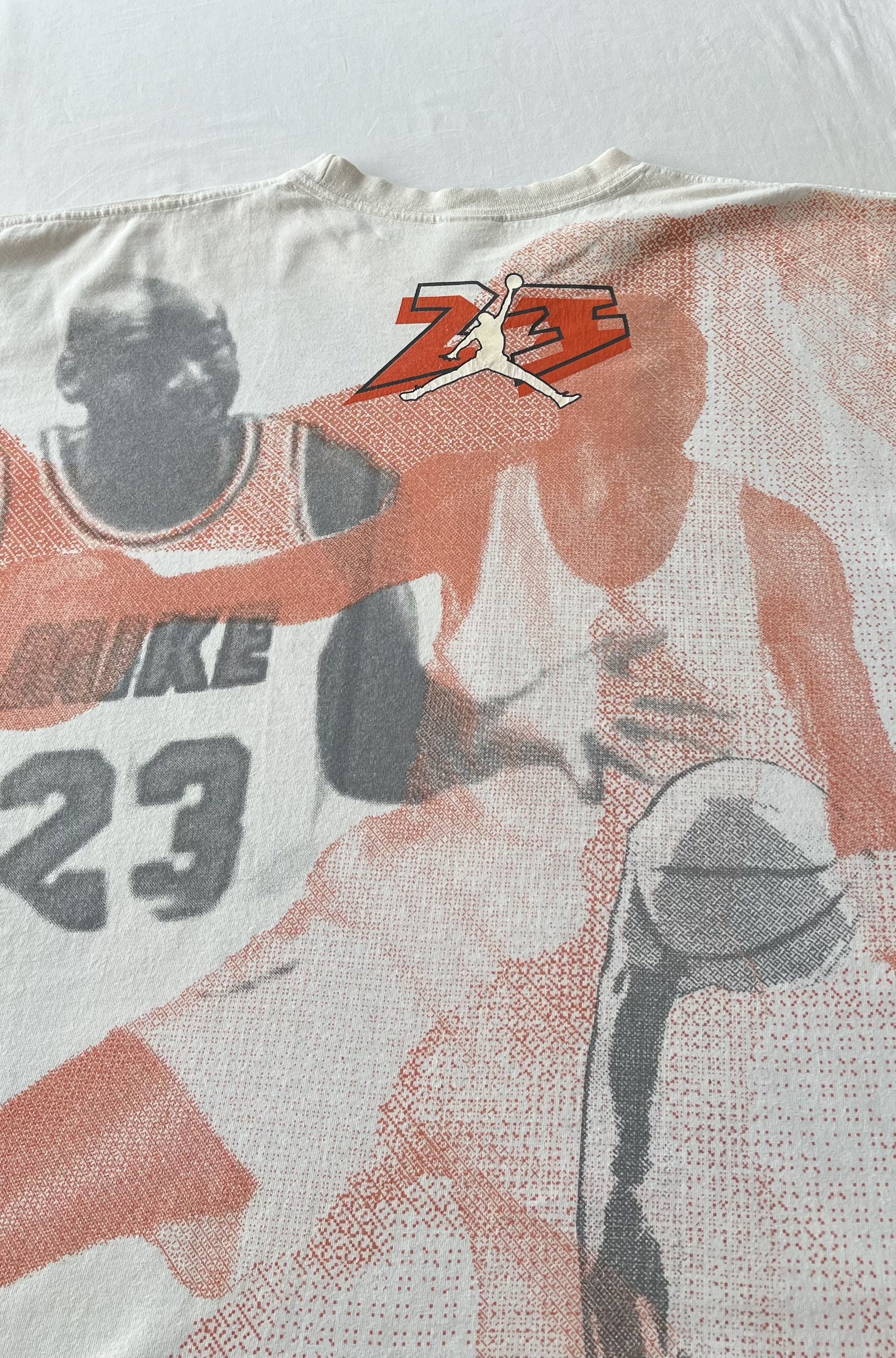 Nike Vintage Nike Jordan Michael Jordan #23 AOP T-shirt Sz 3XL Size US XXL / EU 58 / 5 - 17 Thumbnail